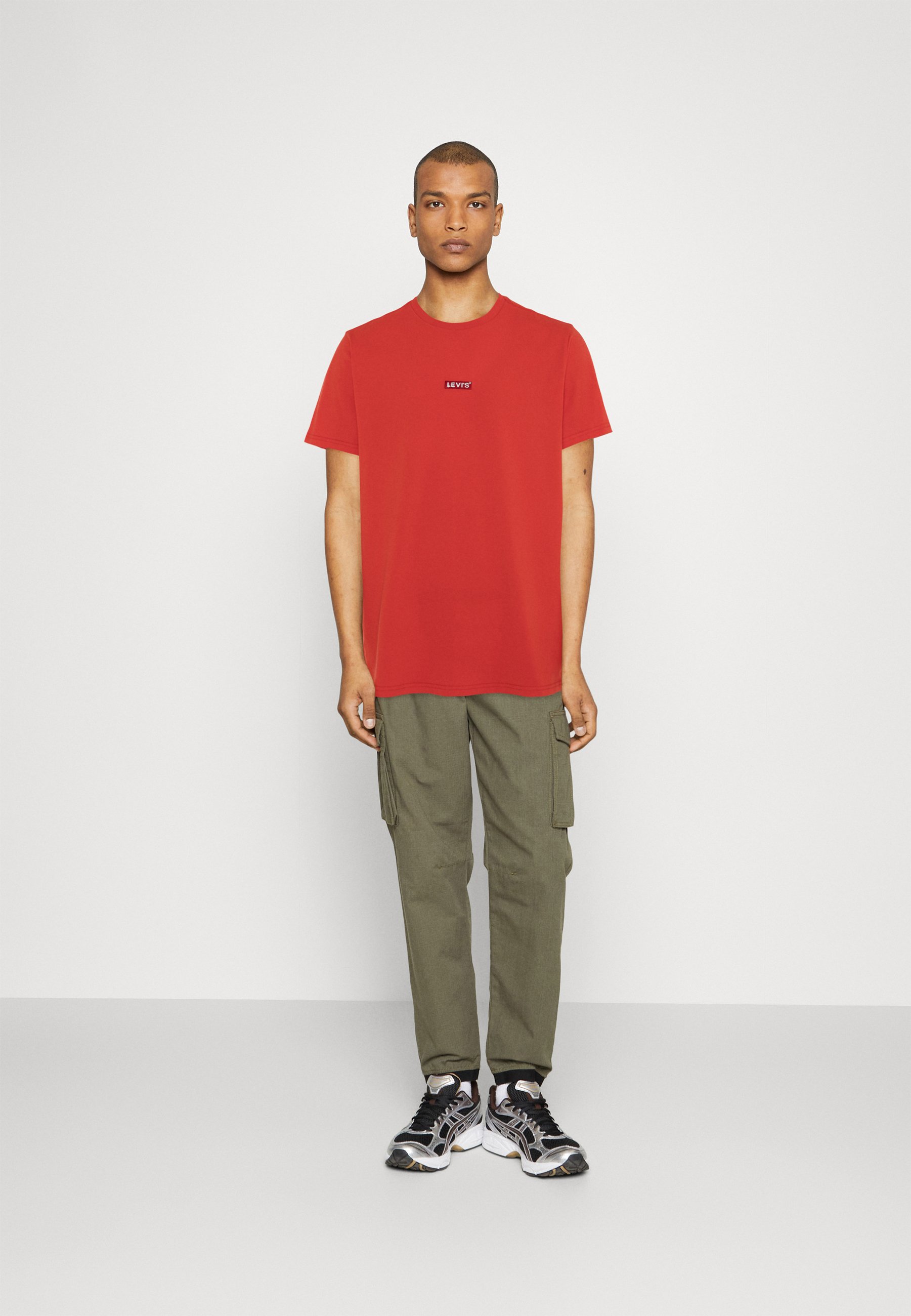Levi's® RELAXED BABY TAB - Basic T-shirt - red