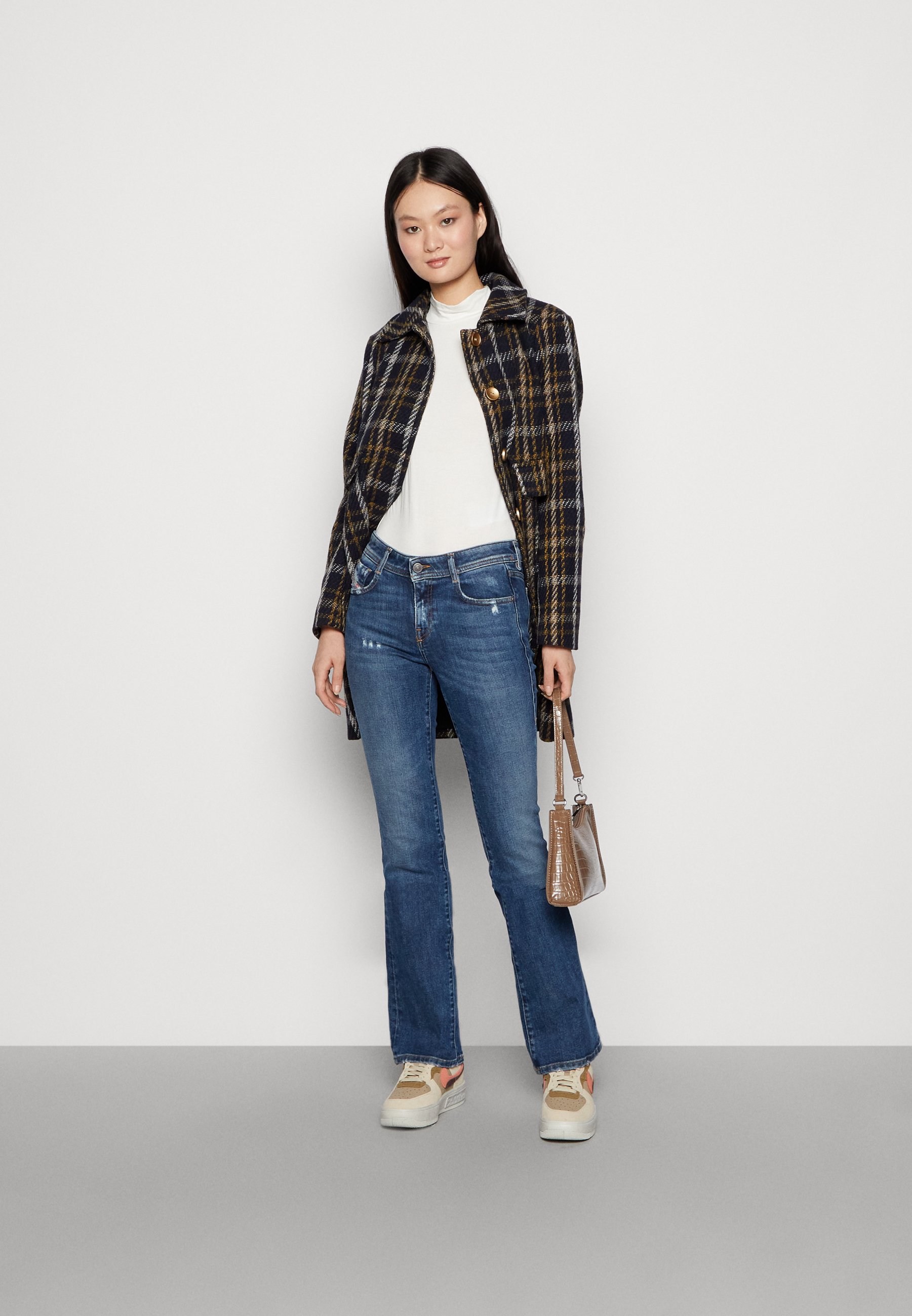 Diesel 1969 EBBEY - Bootcut jeans - denim/blue-black denim