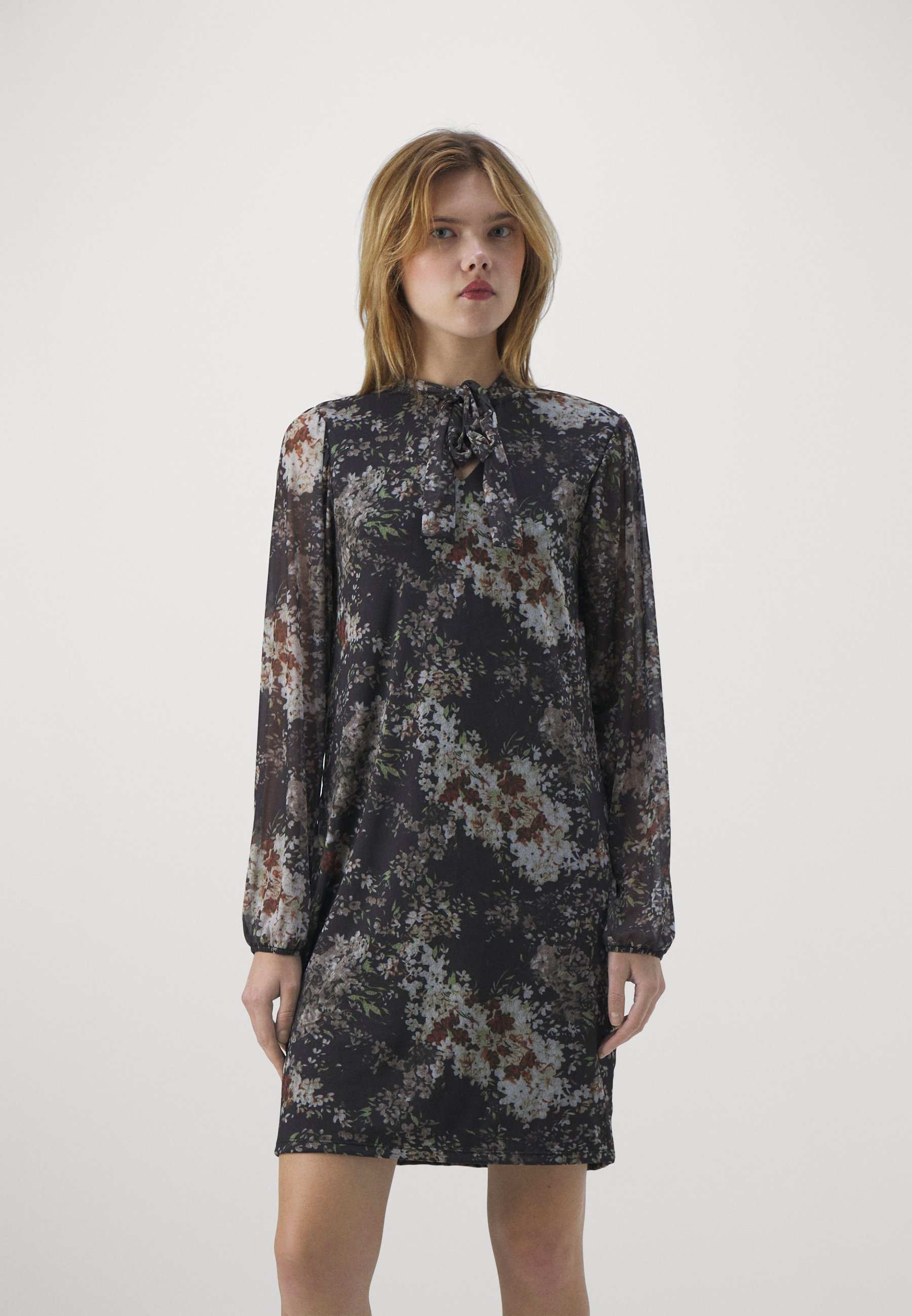 Vero Moda VMMIA BOW DRESS - Day dress - black