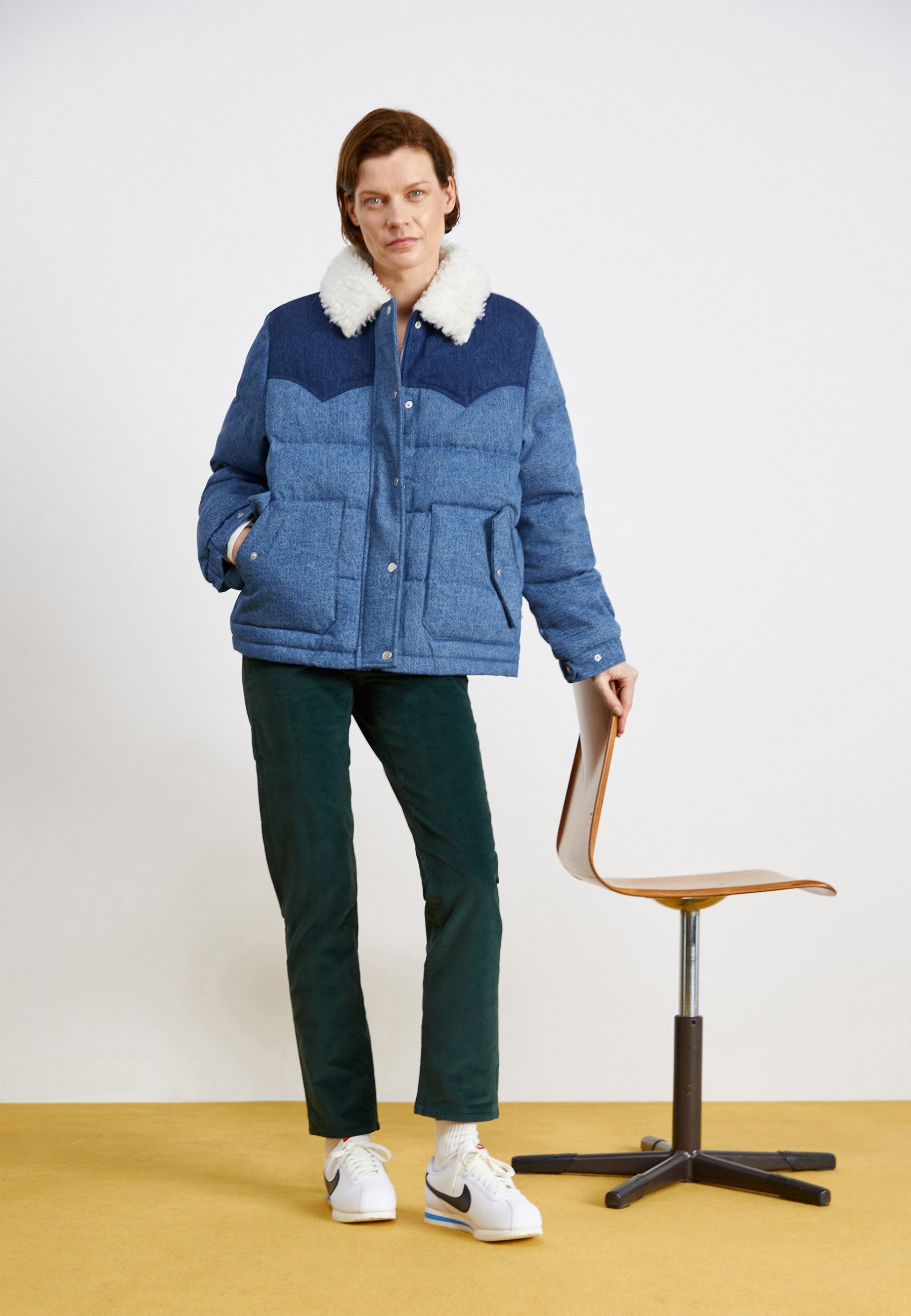 Levi's® LA WESTERN PUFF - Down jacket - dance club party hue/multi-coloured