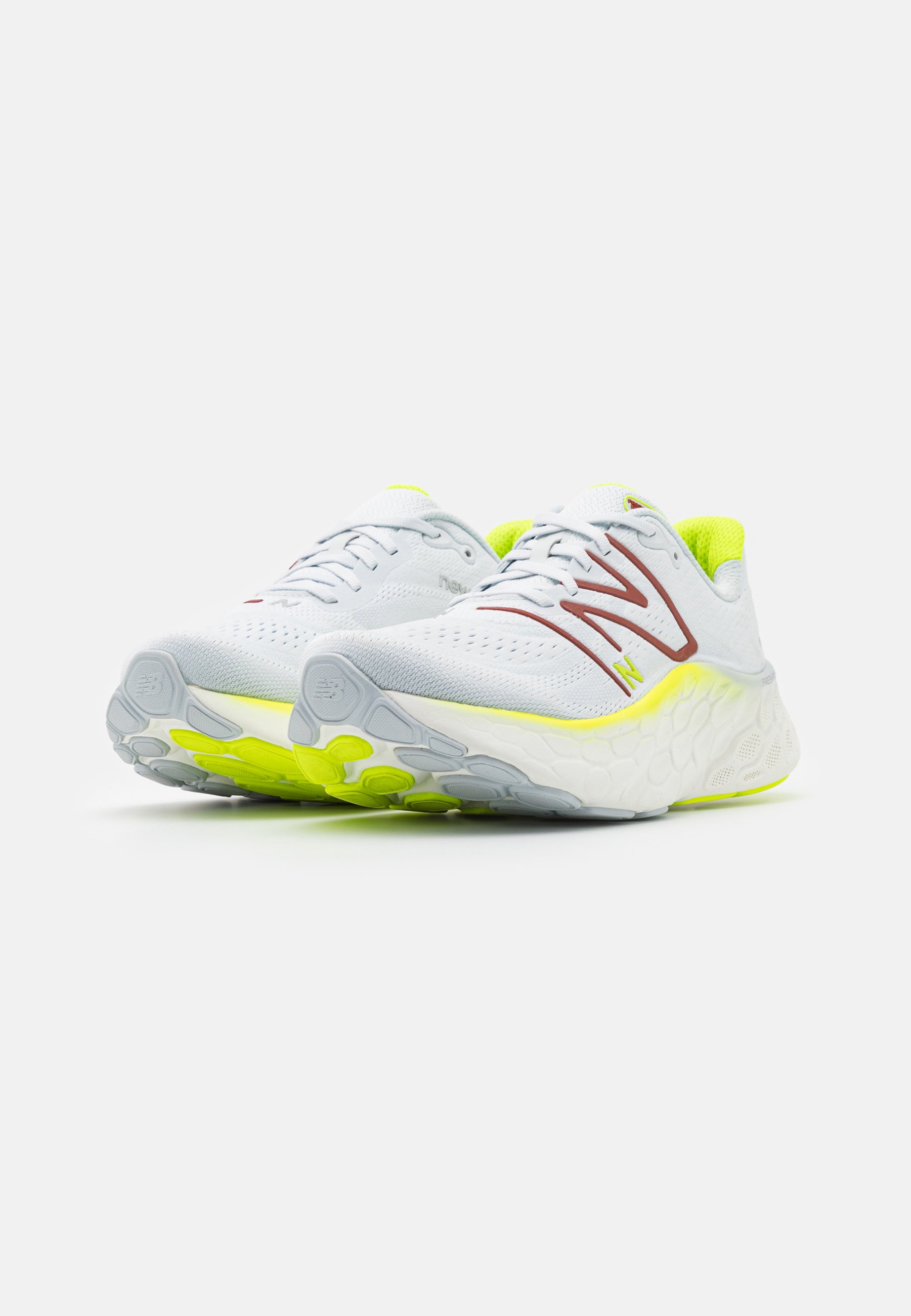 NB FRESH FOAM X MORE V4 - Neutral running shoes - quartz grey/orange