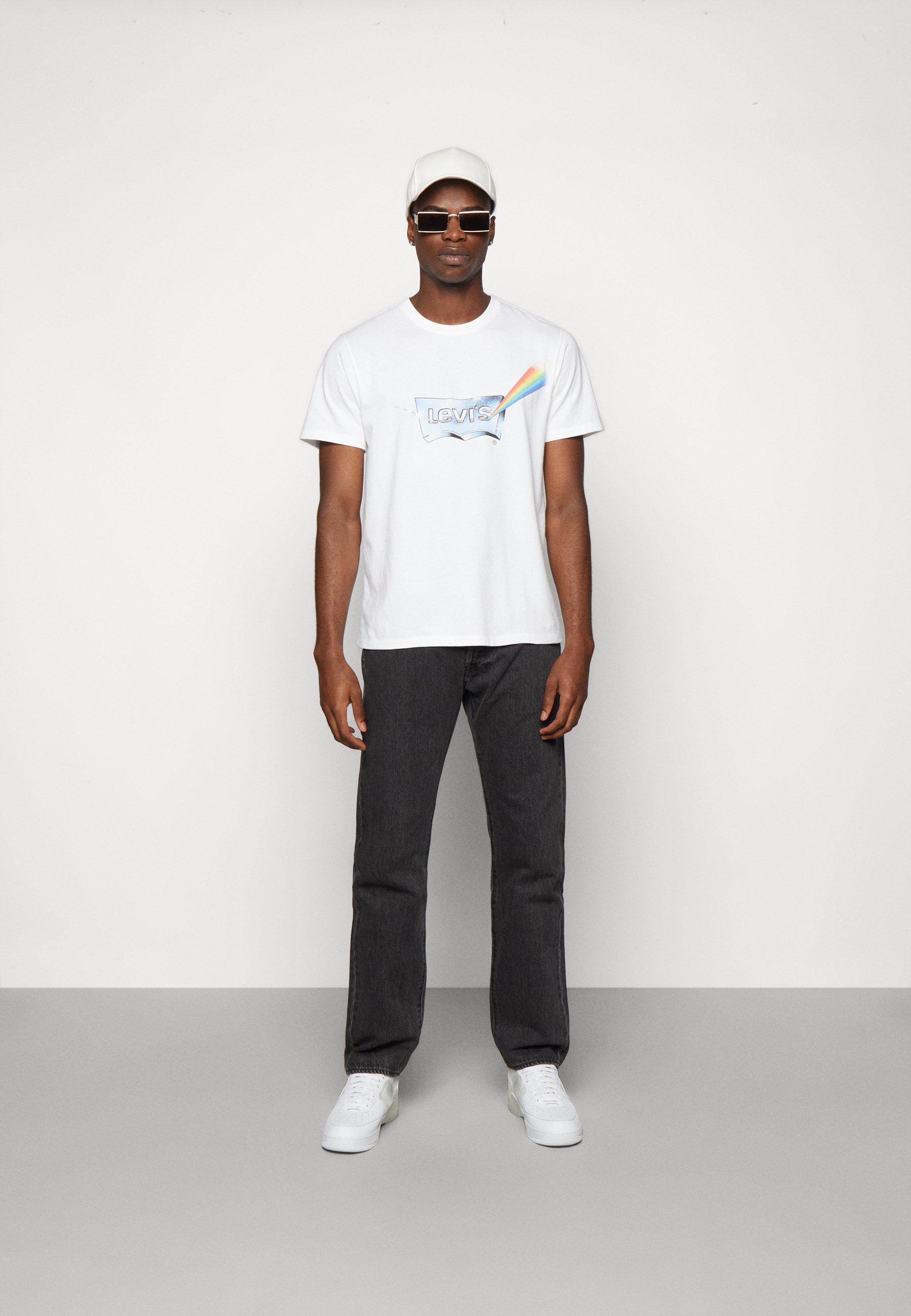 Levi's® PRIDE COMMUNITY TEE - Shirt - white
