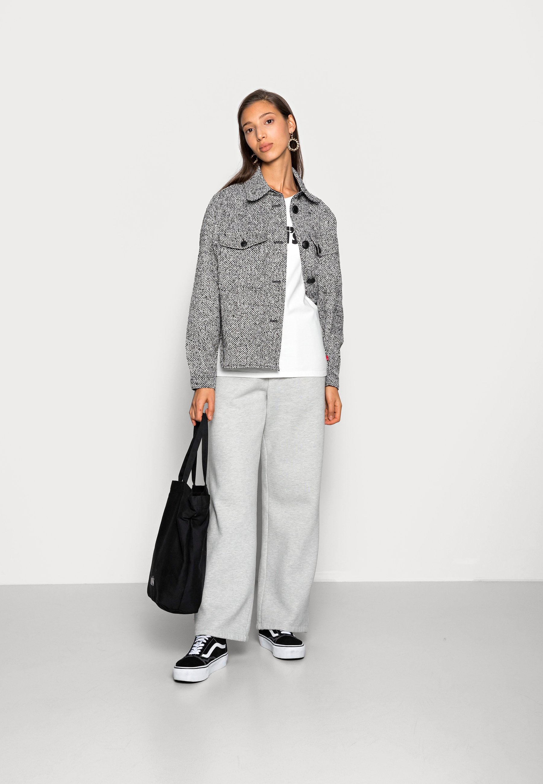 Levi's® THE PERFECT TEE - Print T-shirt - swizzle/off-white