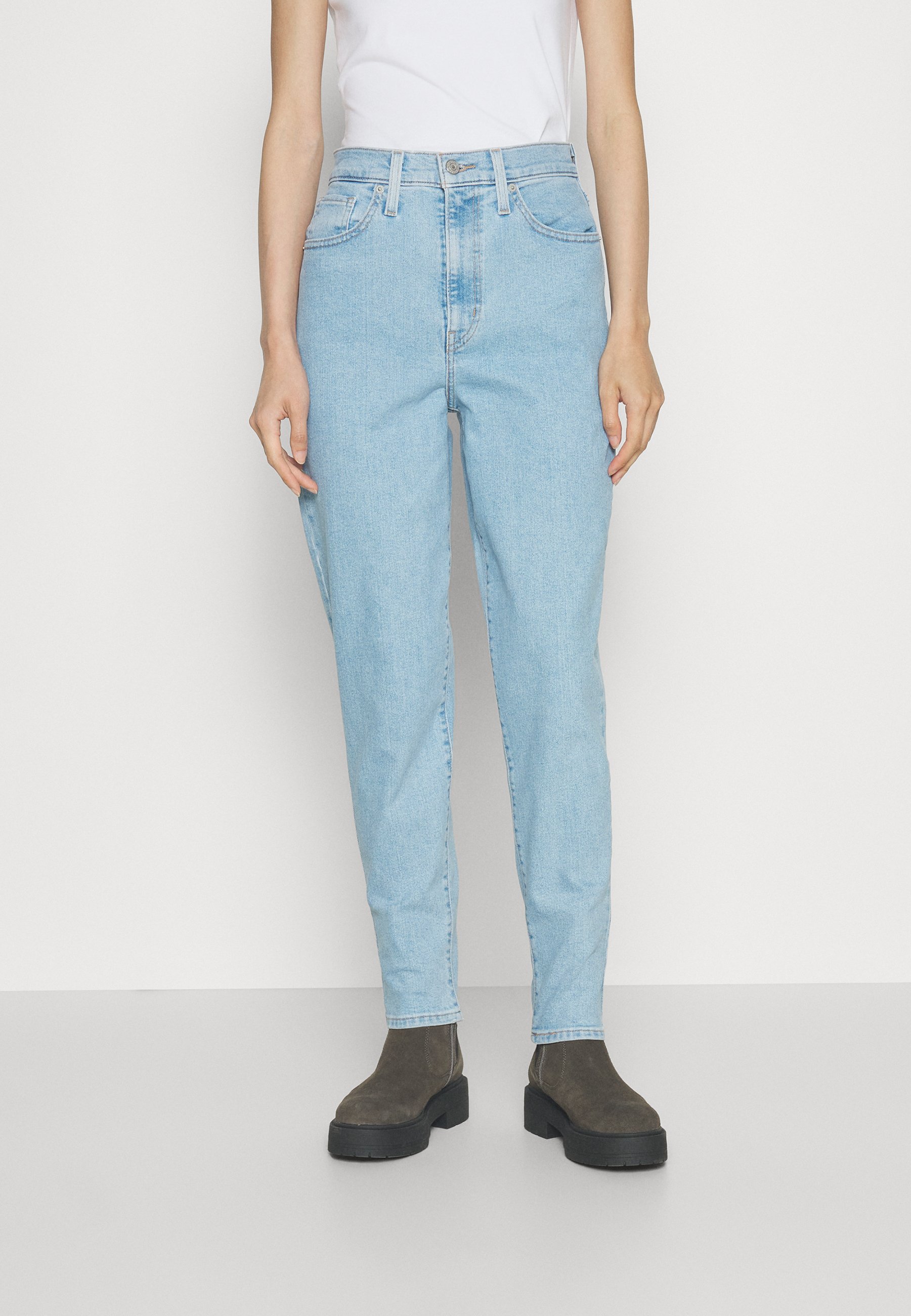 Levi's® HIGH WAISTED MOM - Jeans Tapered Fit - summer stray/light-blue denim