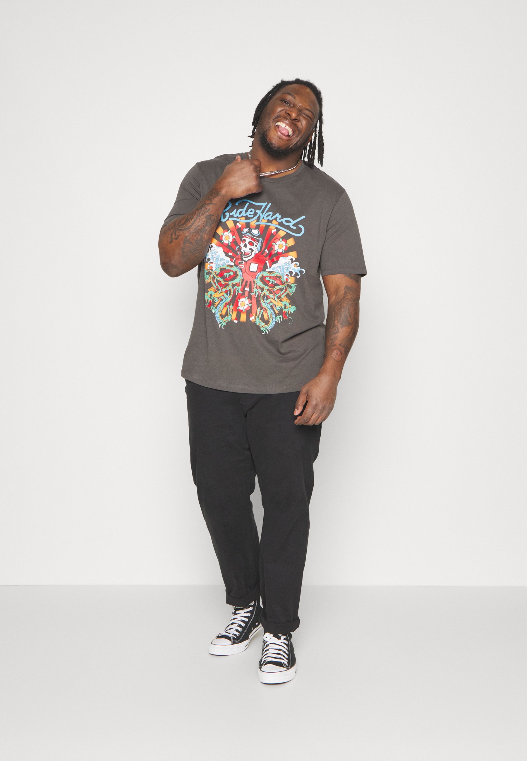 Jack &Jones JORRIDE TEE CREW NECK - Print T-shirt - raven/black