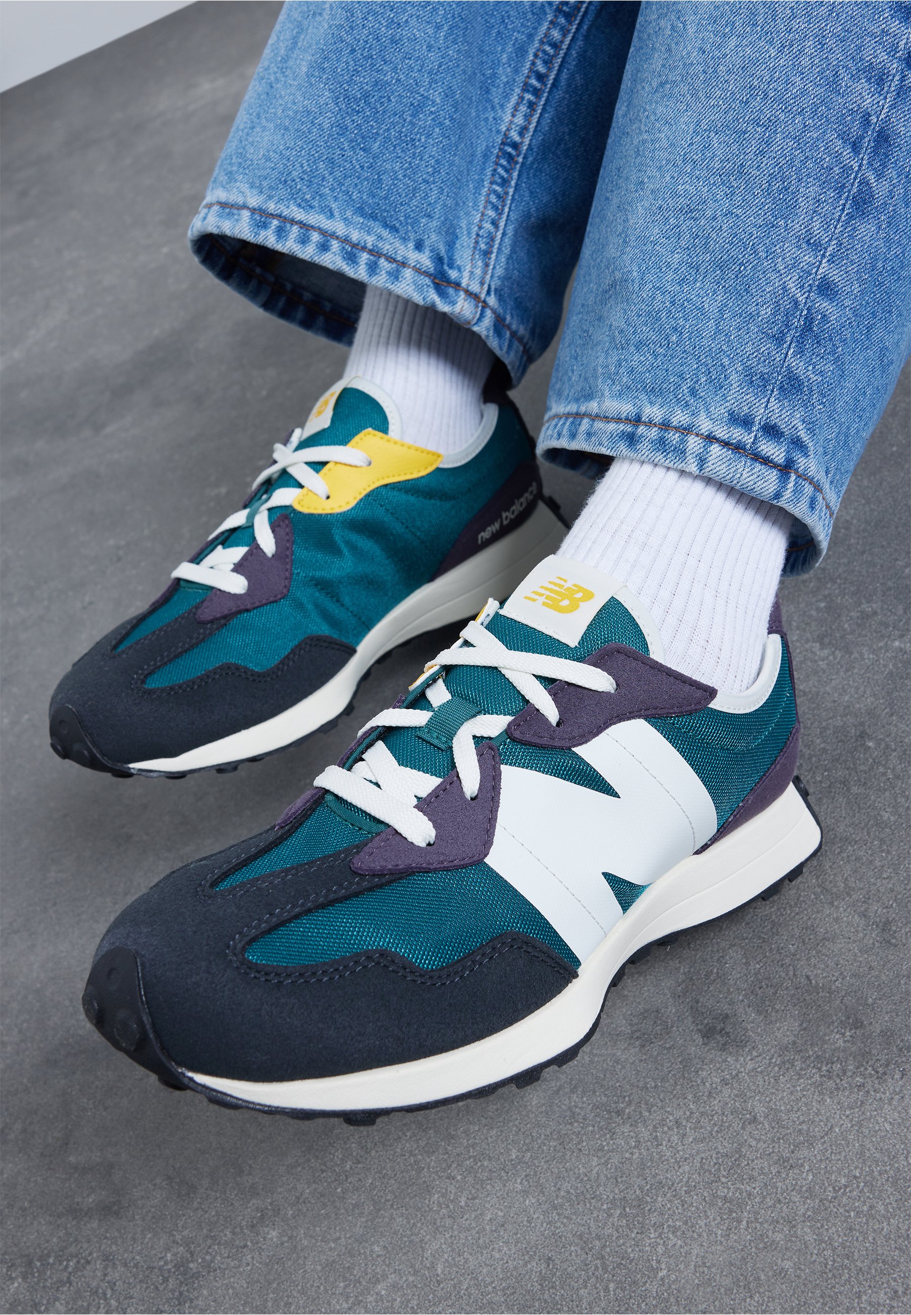 NB 327 UNISEX - Trainers - green/blue/green