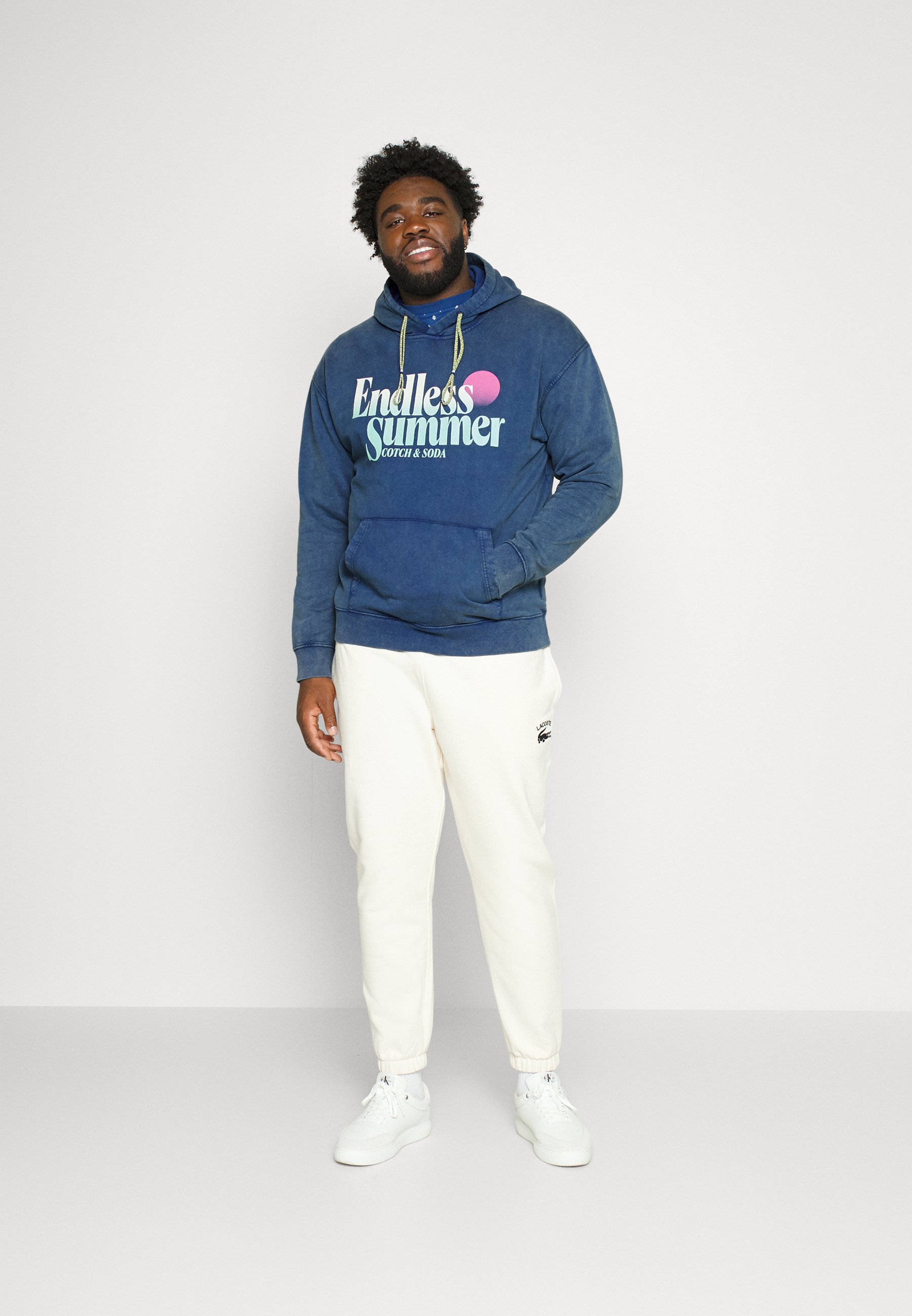 Scotch & Soda GARMENT DYE LOGO HOODIE - Sweatshirt - marine/blue