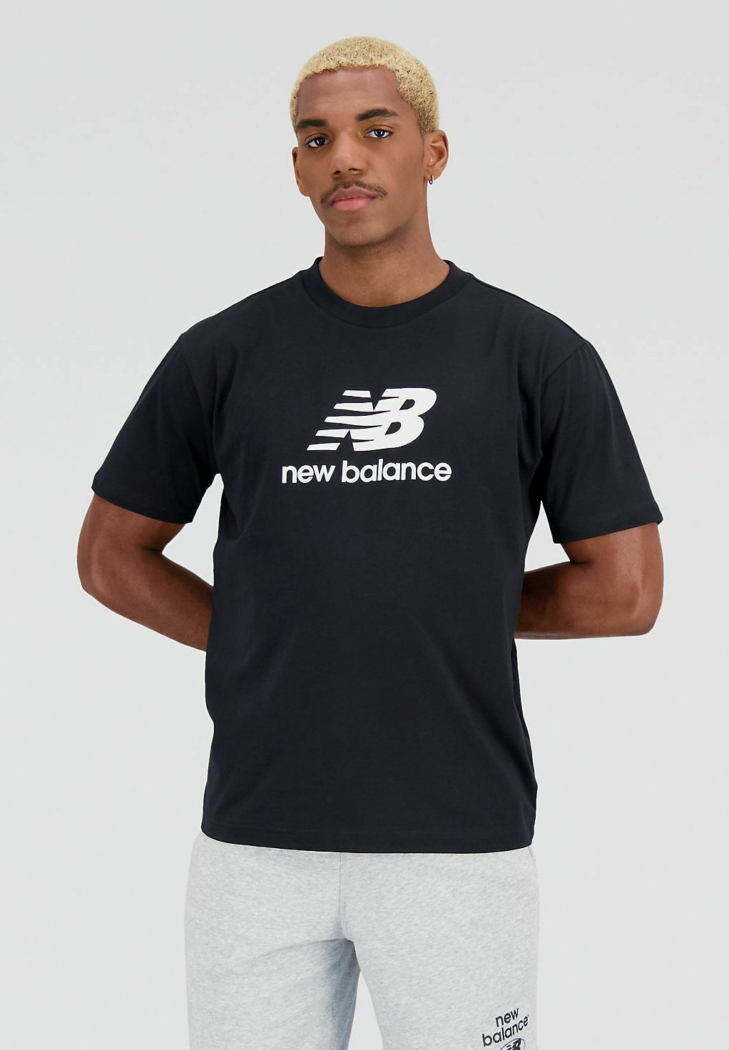 NB ESSENTIALS LOGO - Print T-shirt - black