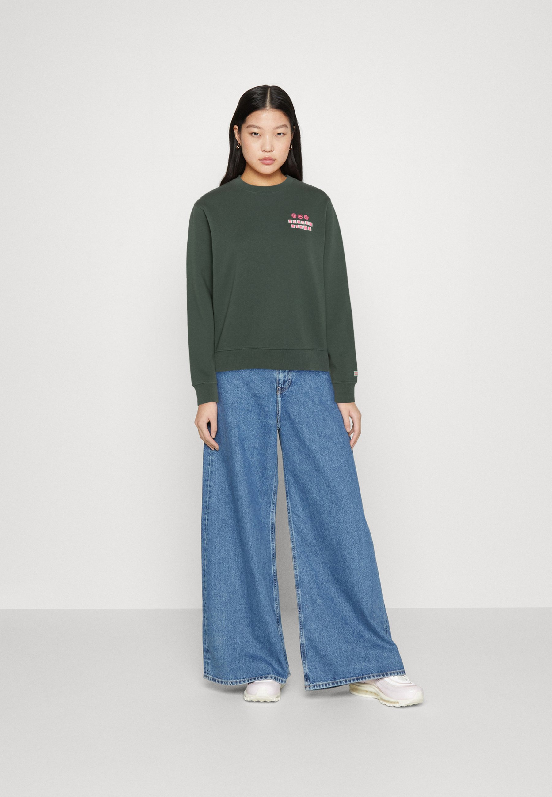 Scotch & Soda IN CONVERSION ENZYME WASH REGULAR FIT - Sweatshirt - seaweed/dark green