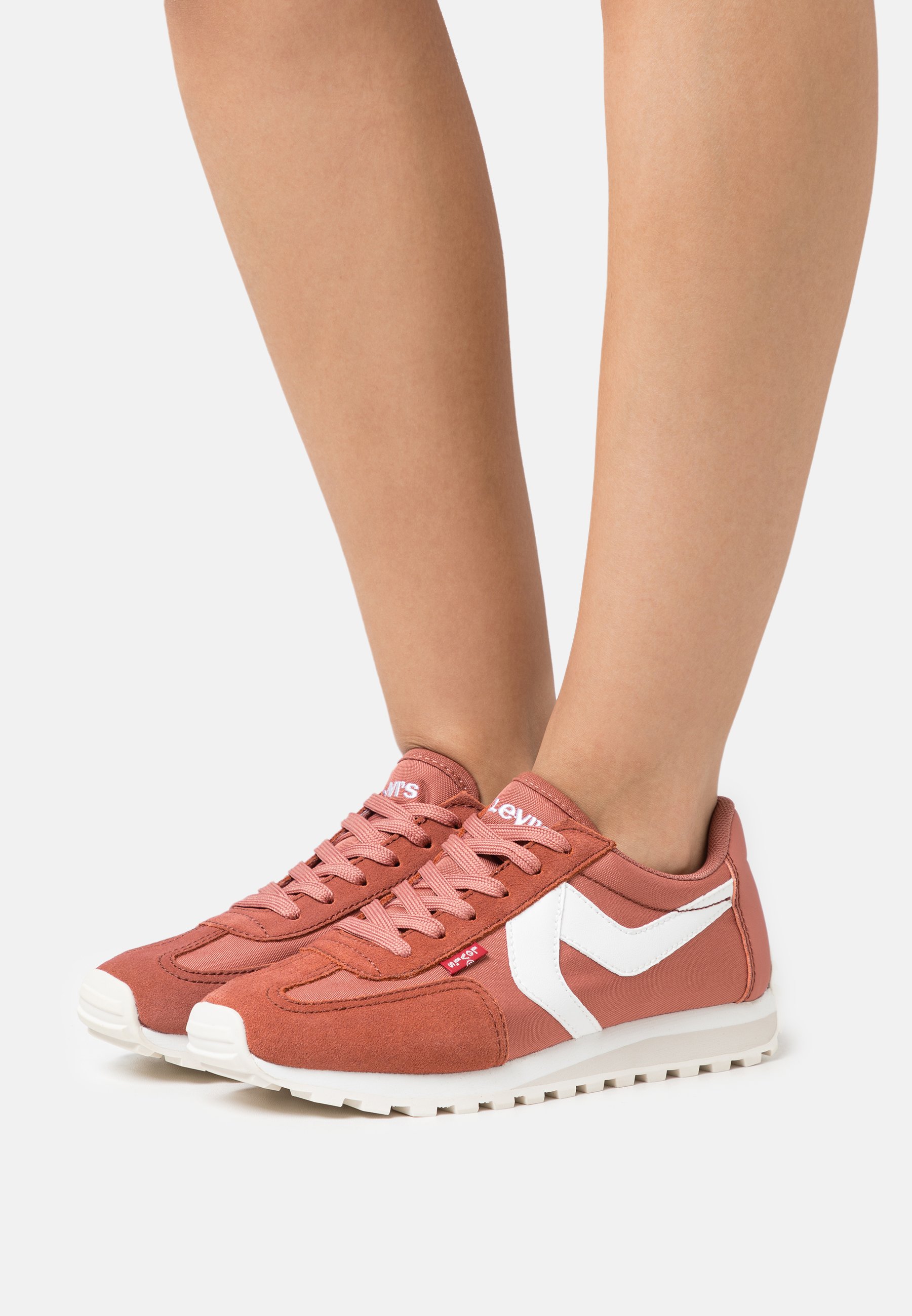 Levi's® STRYDER - Trainers - regular pink/light pink