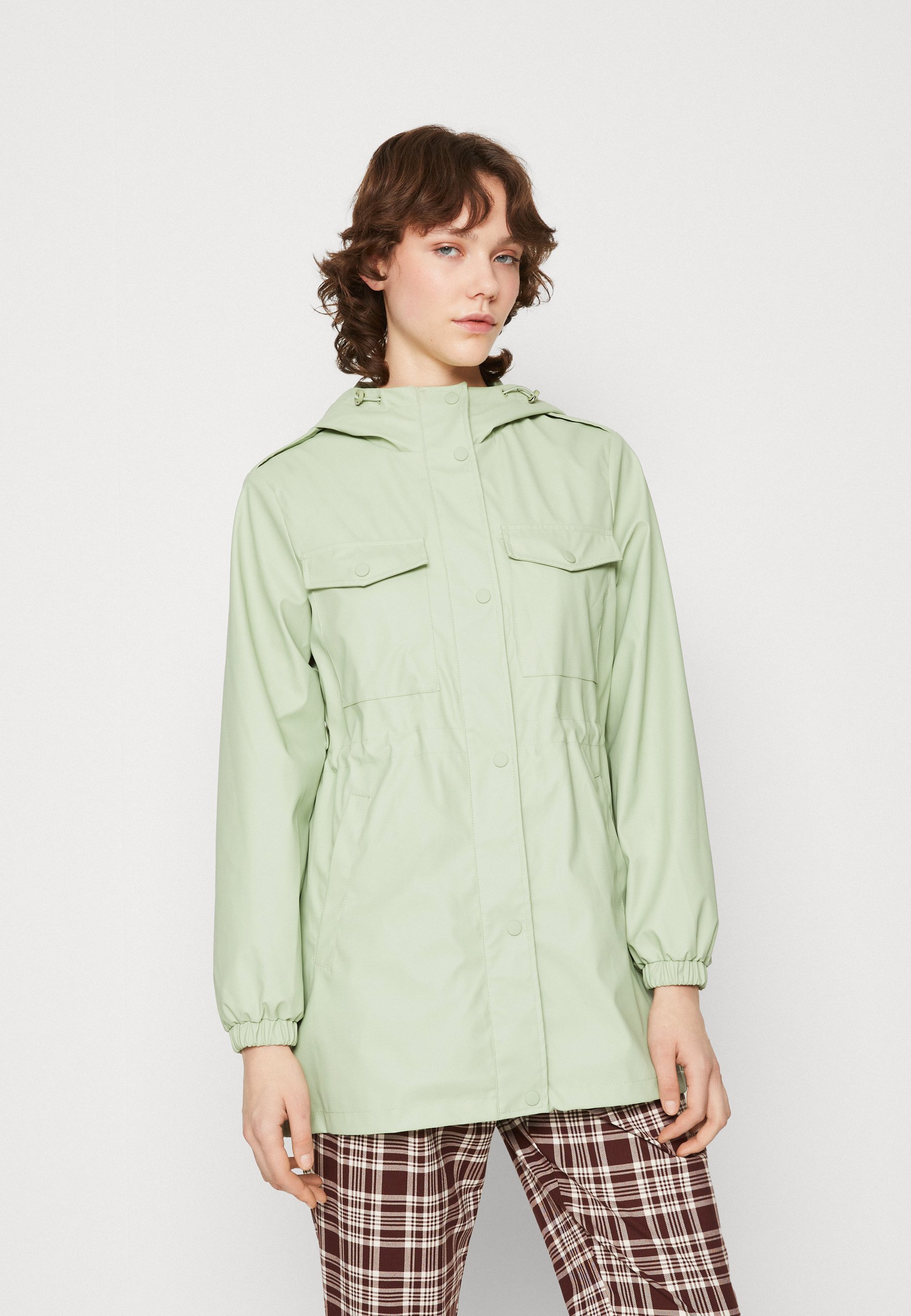 ONLY ONLRENE RAINCOAT - Parka - reseda/mint