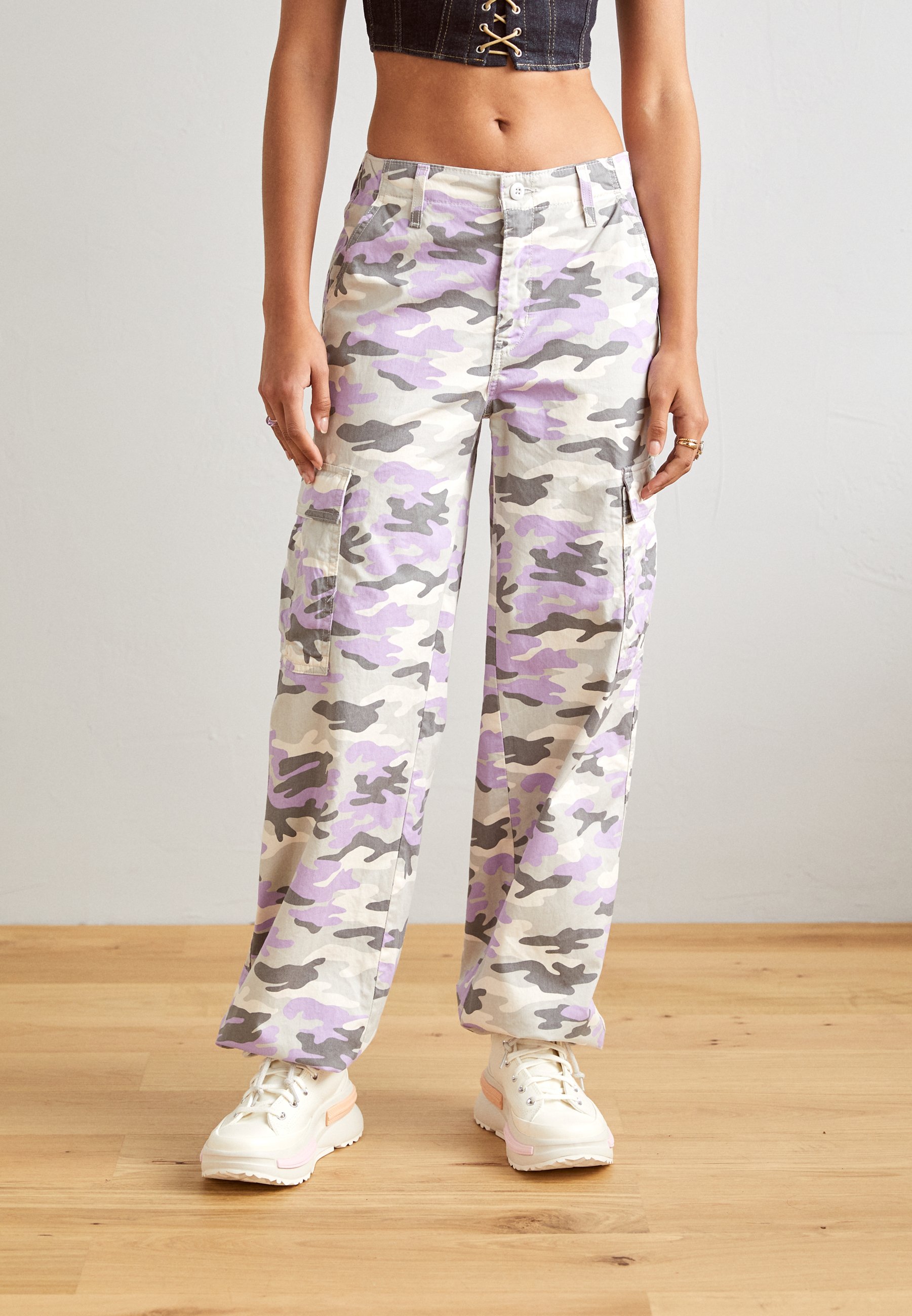 Levi's® BAGGY - Cargo trousers - lunar rock emily cam/multi-coloured