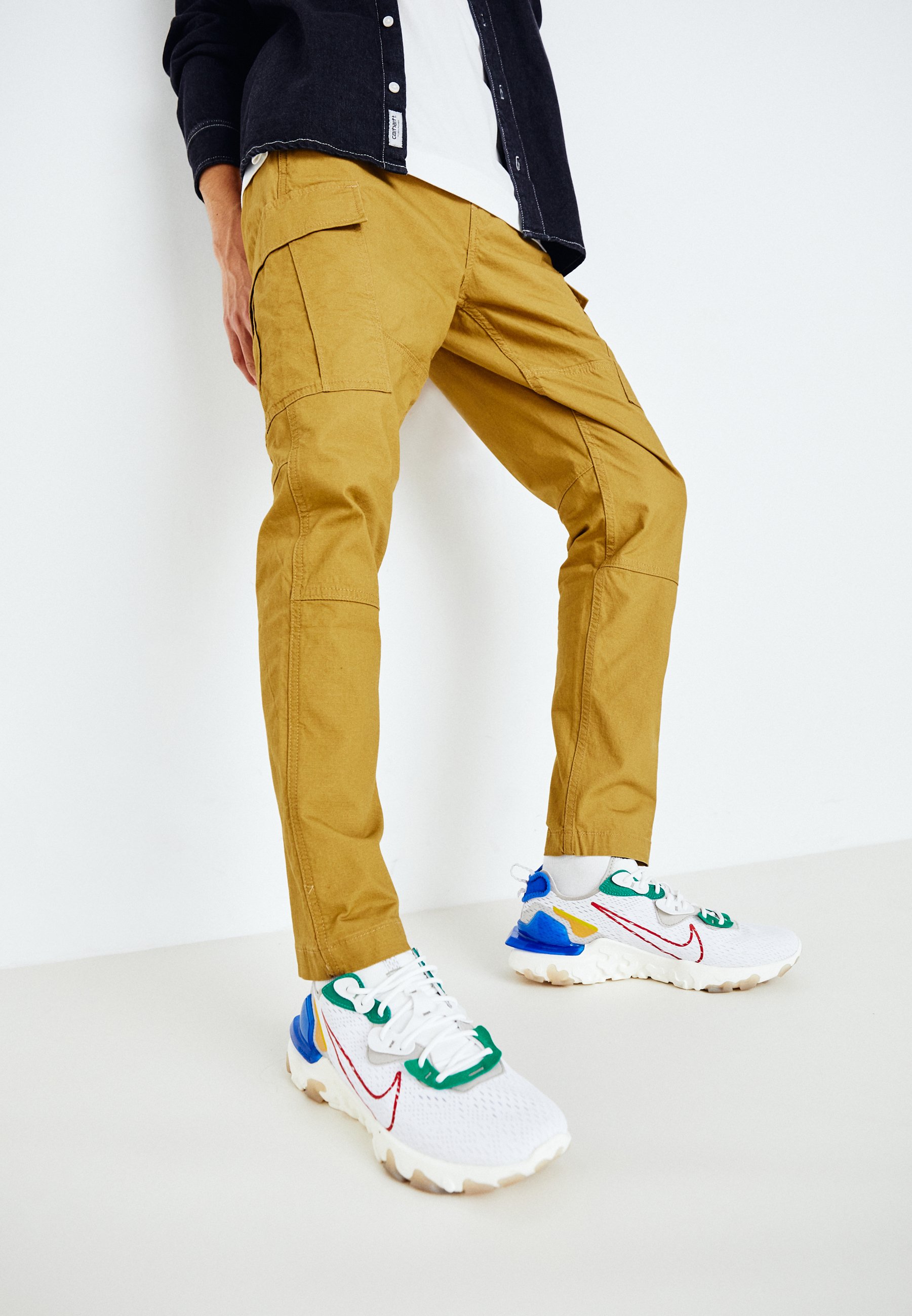Levi's® LO BALL - Cargo trousers - british khaki/beige
