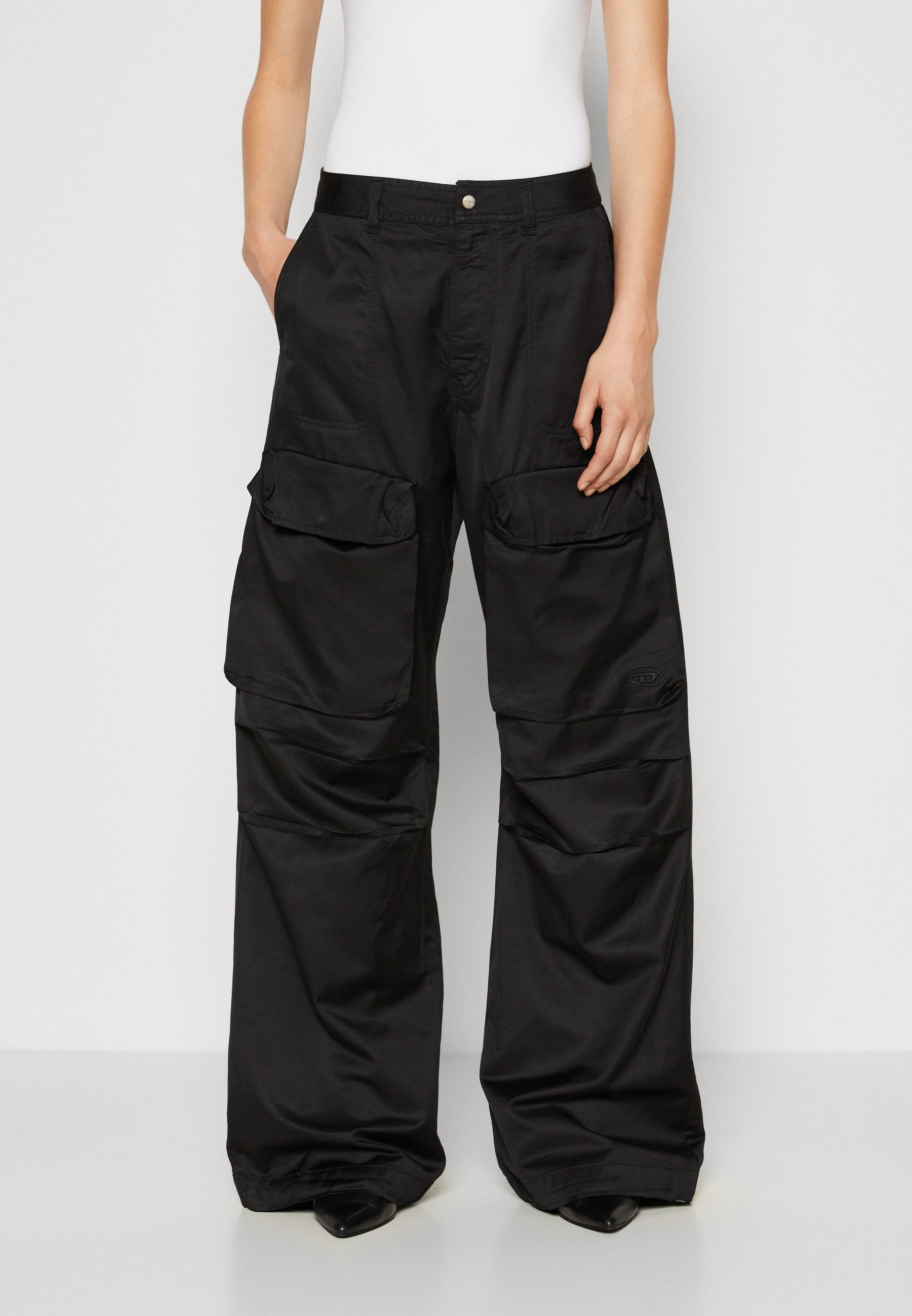 Diesel P-MALVAROSA-NEW - Cargo trousers - black