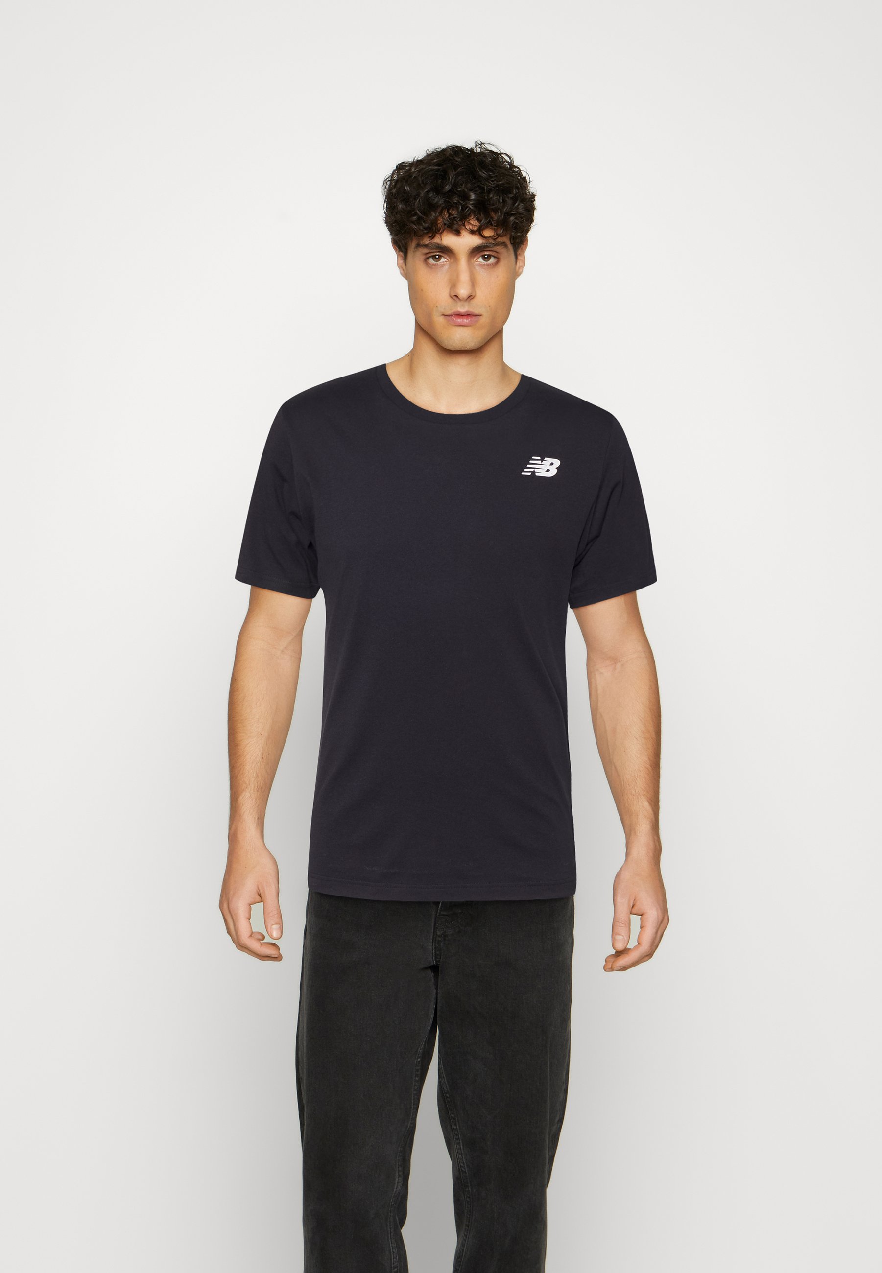 NB CLASSIC ARCH TEE - Print T-shirt - black
