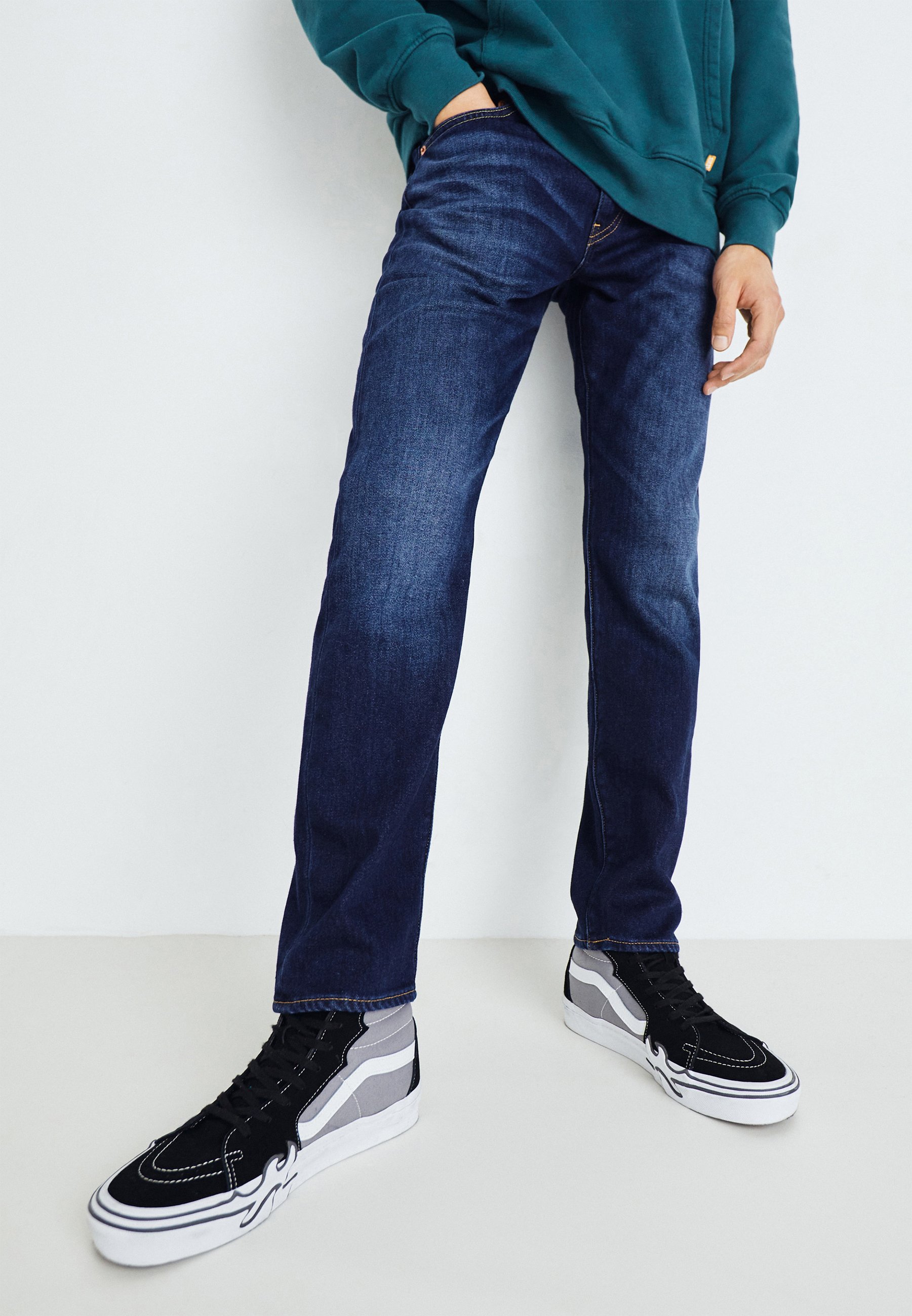 Levi's® 502™ TAPER - Jeans Tapered Fit - campfire warm/dark-blue denim