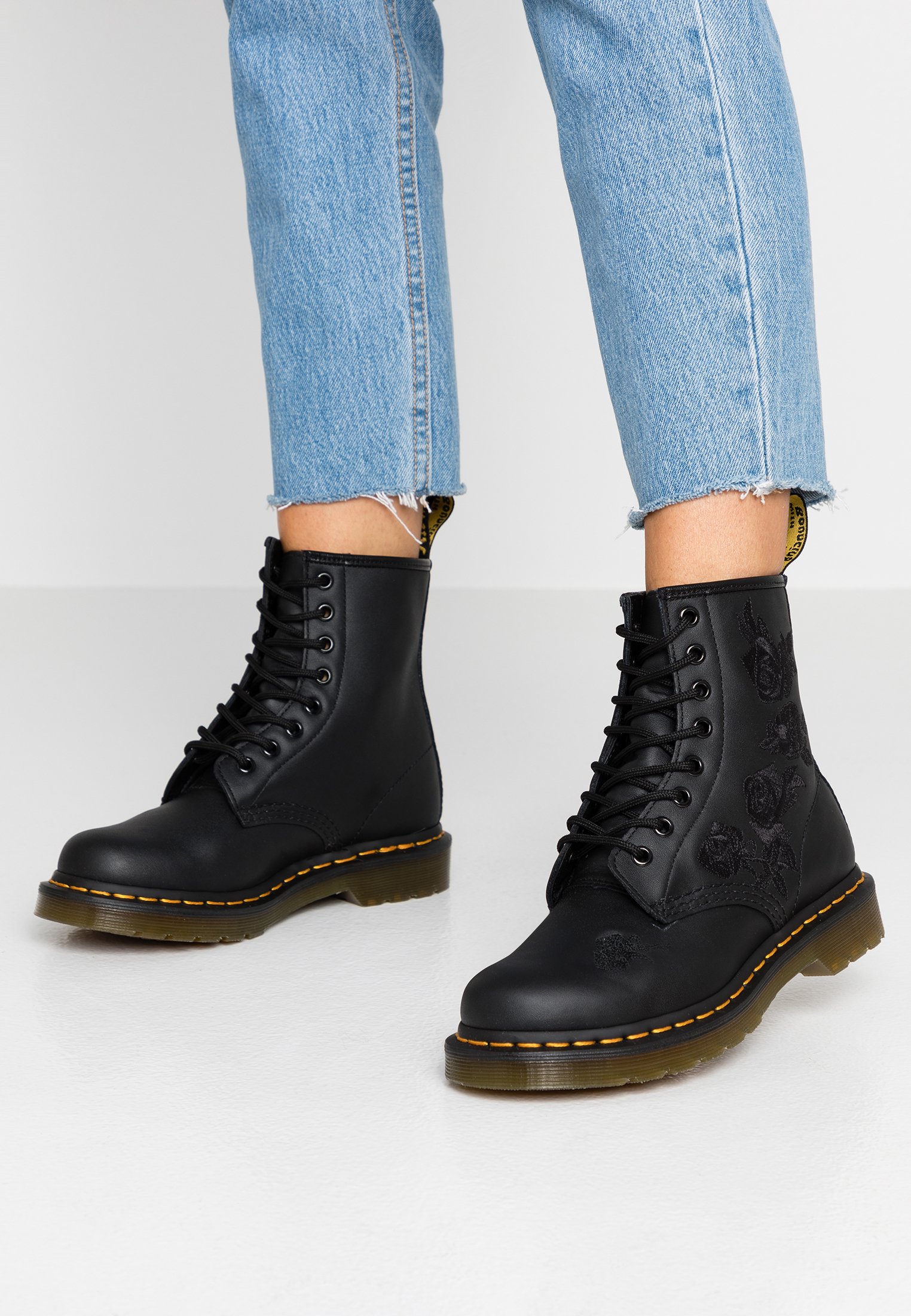 Dr. Martens 1460 VONDA MONO - Lace-up ankle boots - black
