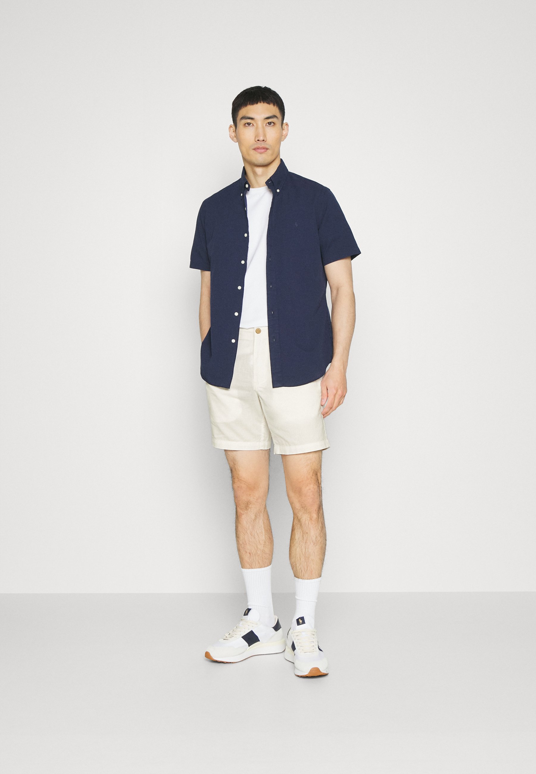 Polo Ralph Lauren FLAT FRONT - Shorts - white