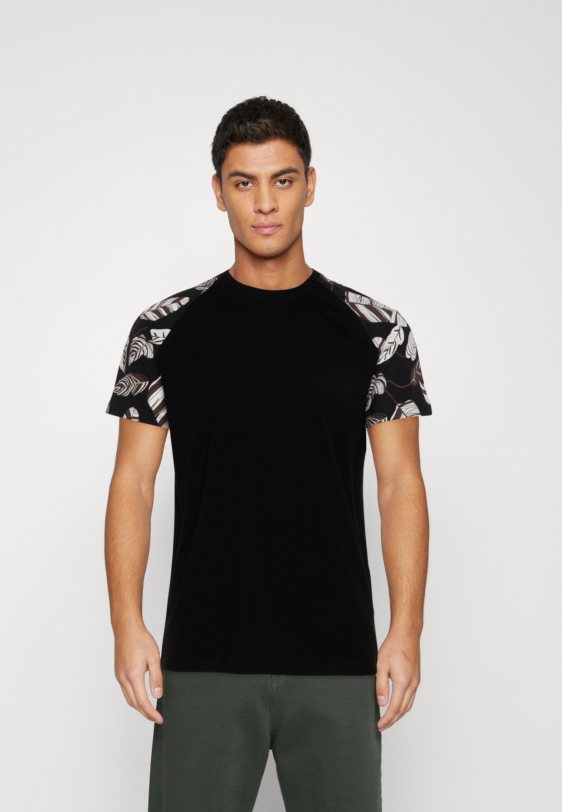 Jack &Jones JJBECS TEE CREW NECK RAGLAN - Print T-shirt - black