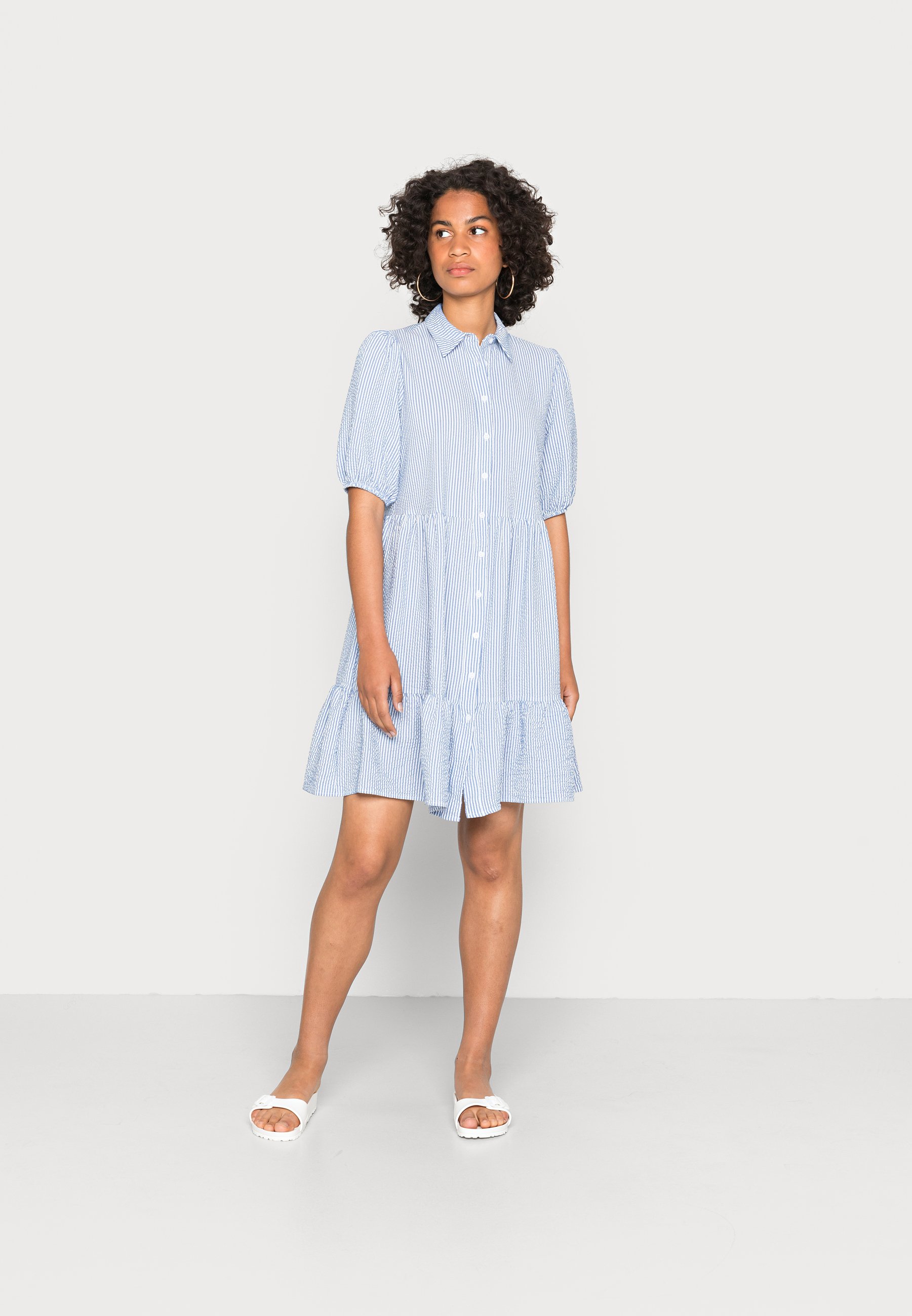 ONLY ONLCASSIE LAYERED BUTTON DRESS - Day dress - cloud dancer/medeum denim blue/white