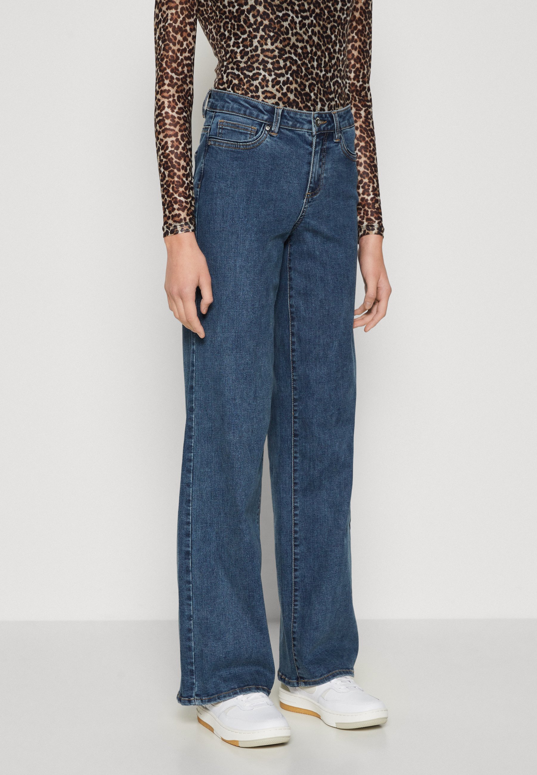 ONLY ONLWAUW WIDE  - Relaxed fit jeans - dark blue denim/dark-blue denim