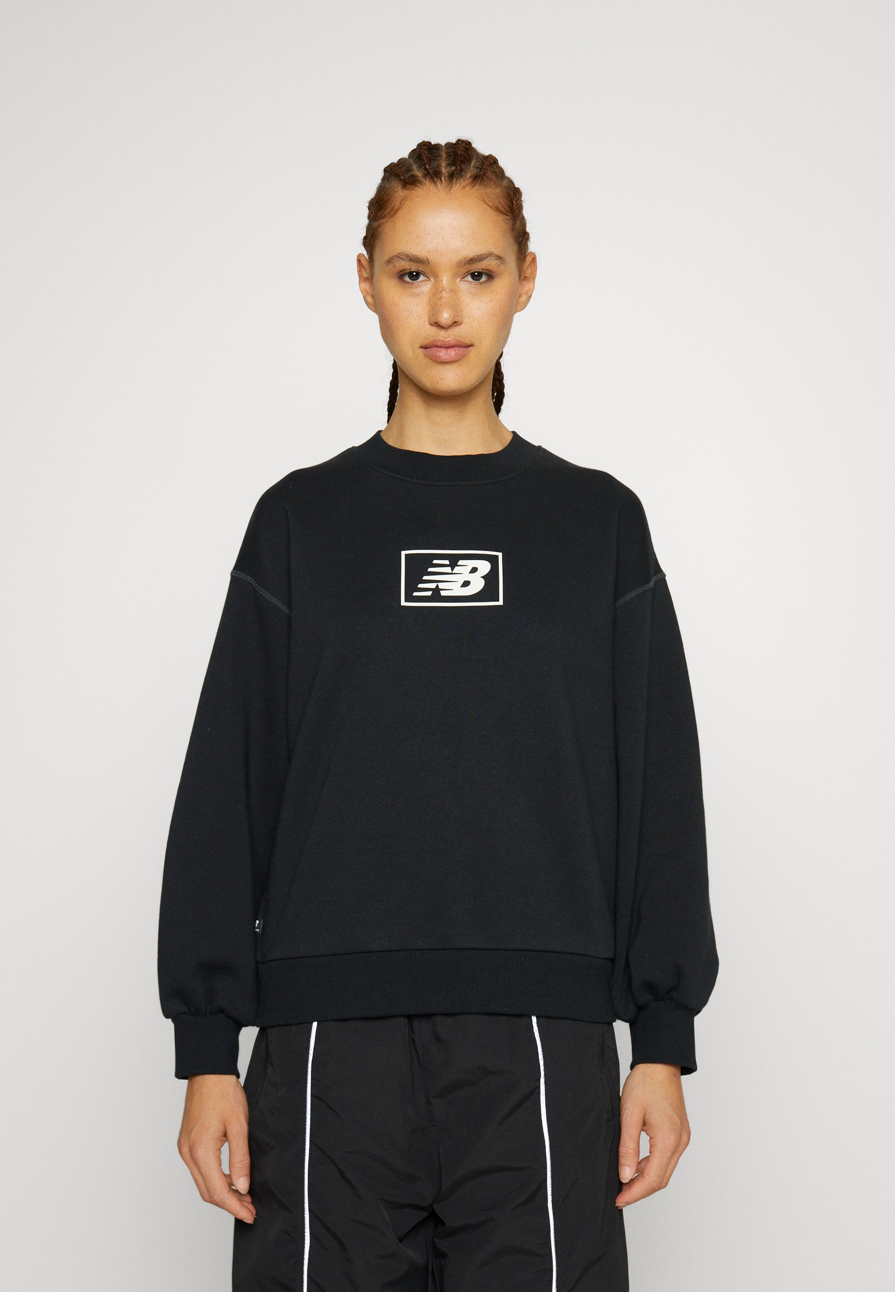 NB ESSENTIALS AMERICANA BRUSHED BACK CREW - Sweatshirt - black