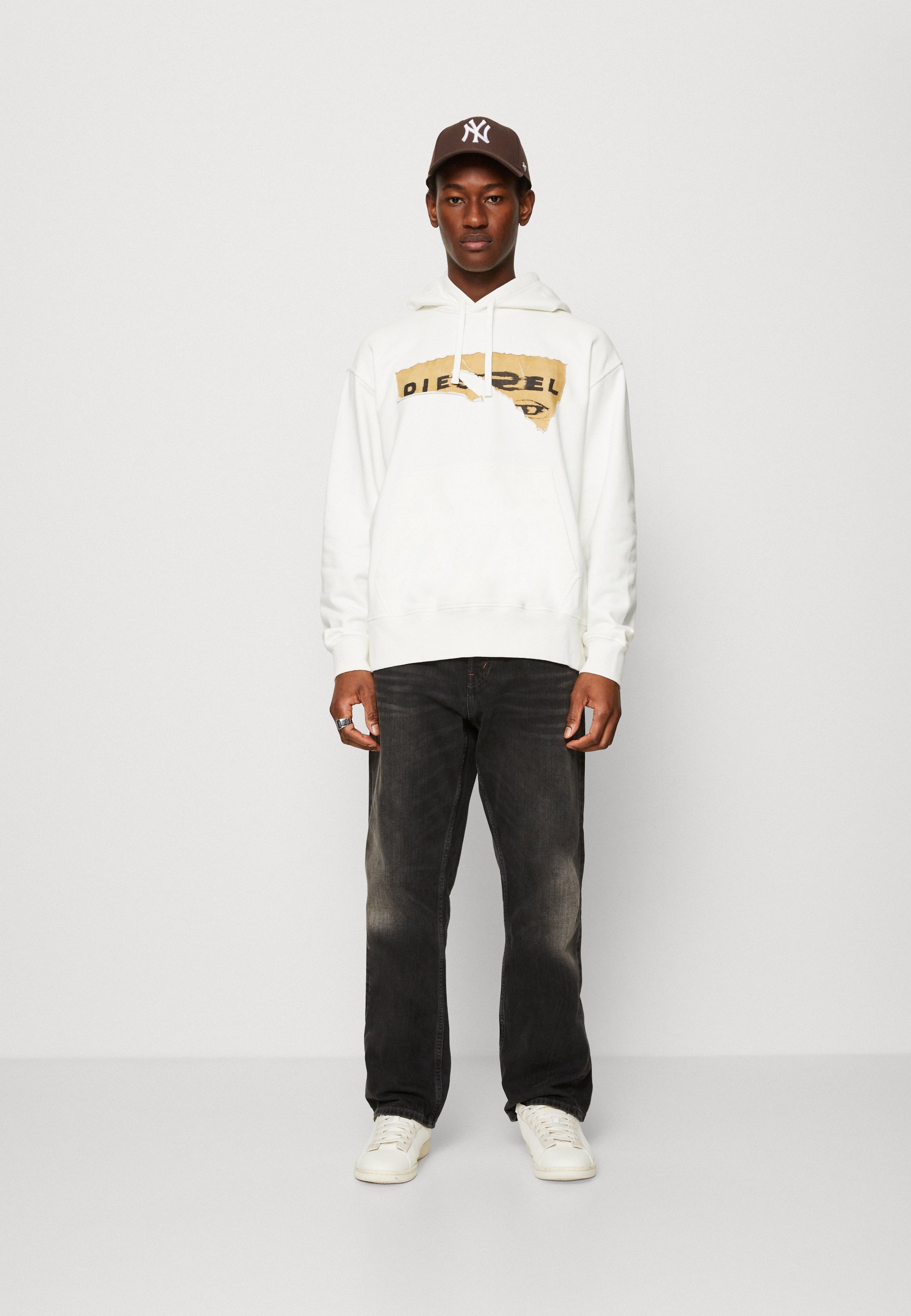Diesel MACS HOOD POFF UNISEX - Sweatshirt - white