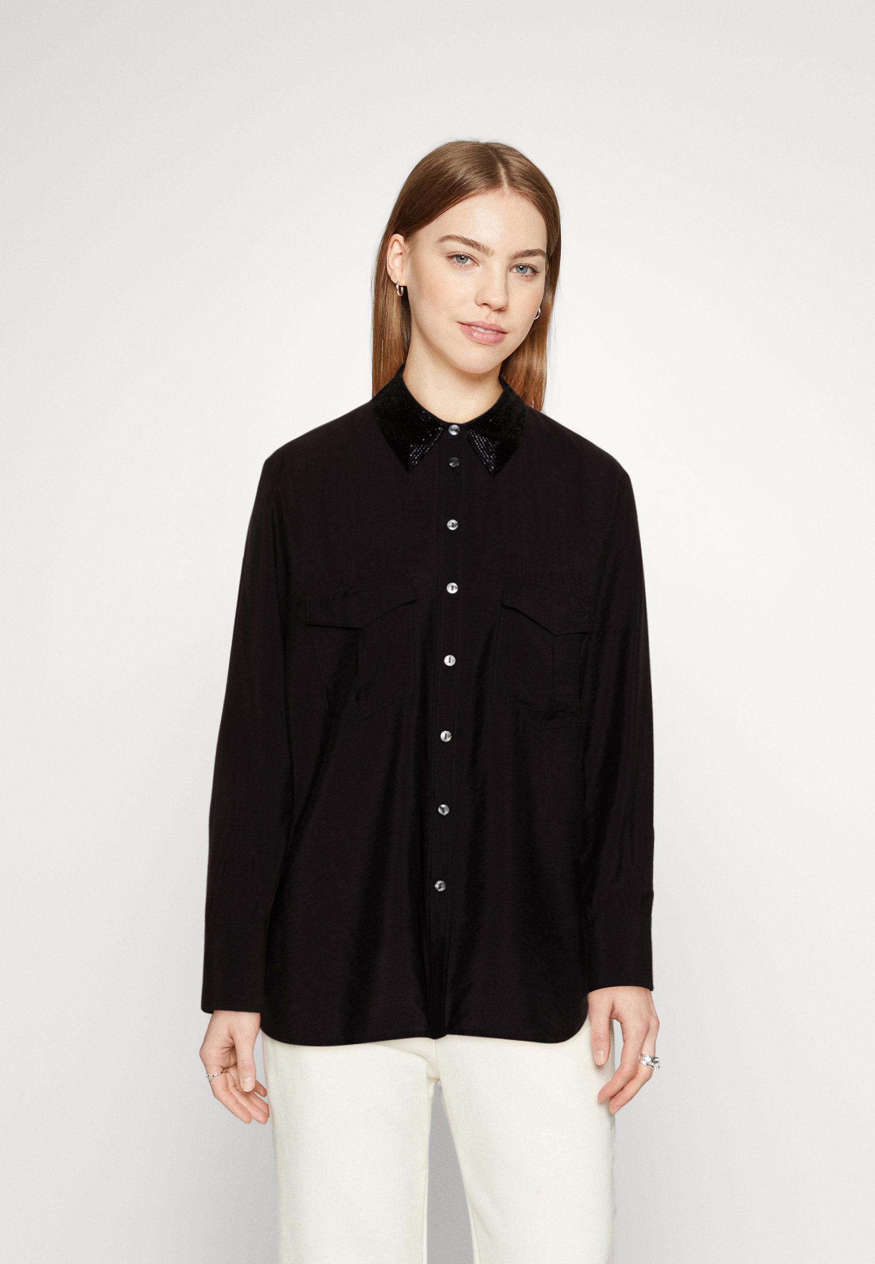 Scotch & Soda RELAXED FIT WITH BEADED COLLAR AND CHEST POCKETS - Button-down blouse - evening black/black