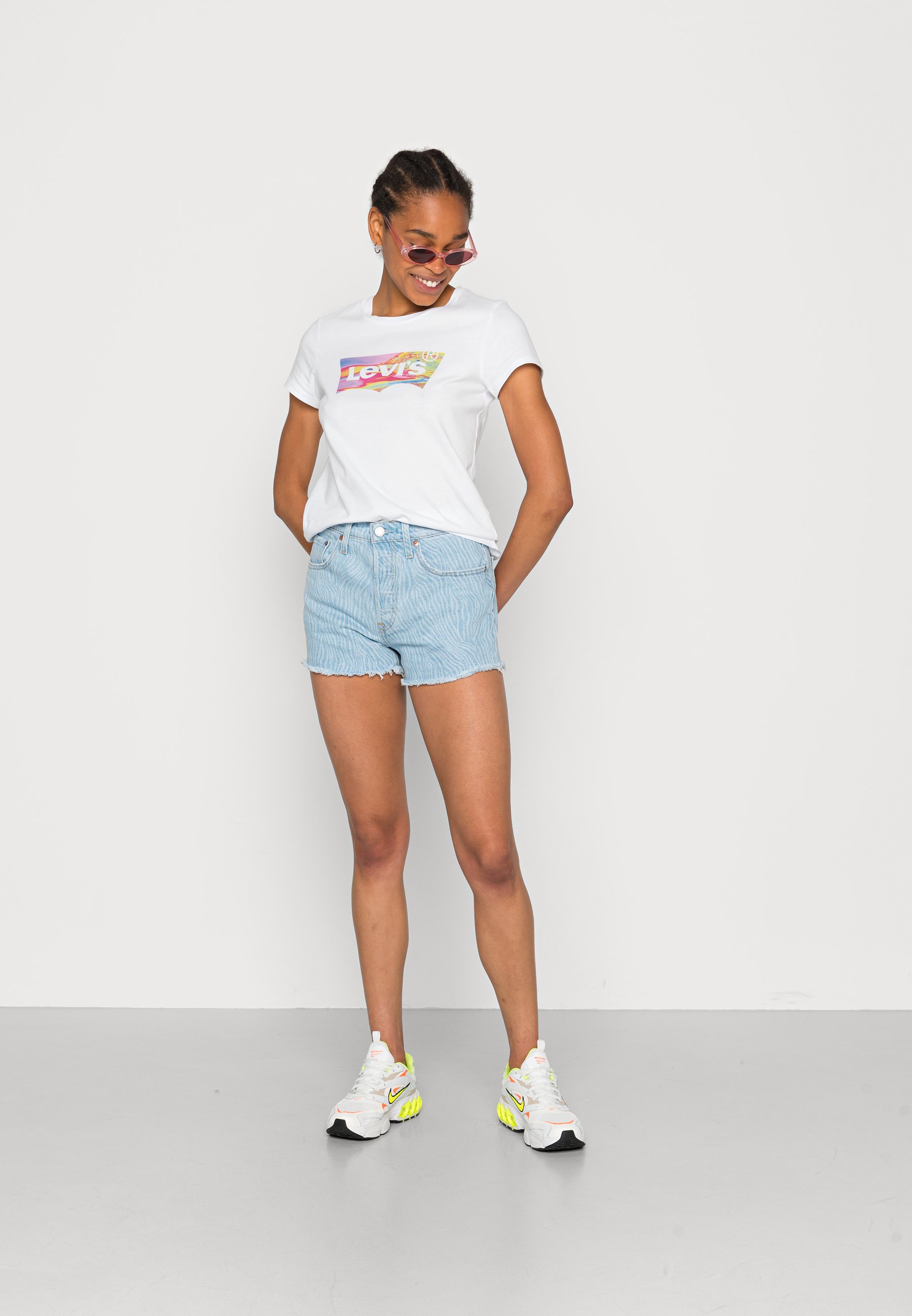 Levi's® 501® ORIGINAL SHORT - Denim shorts - blue/light-blue denim