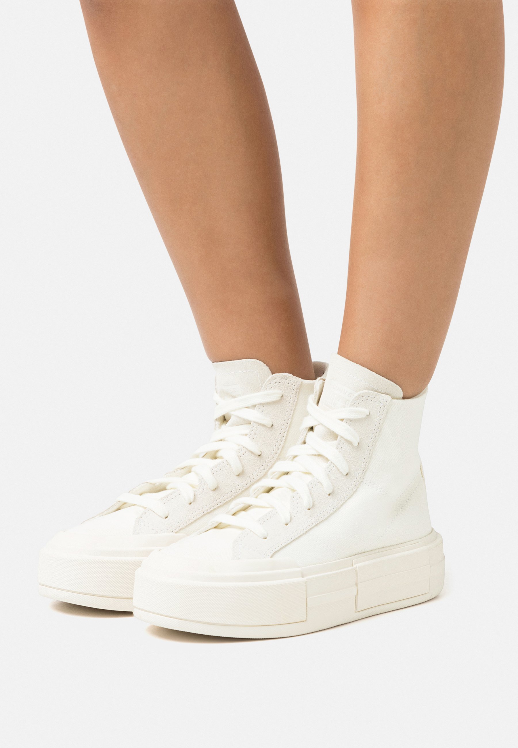Converse CHUCK TAYLOR ALL STAR CRUISE - High-top trainers - off-white