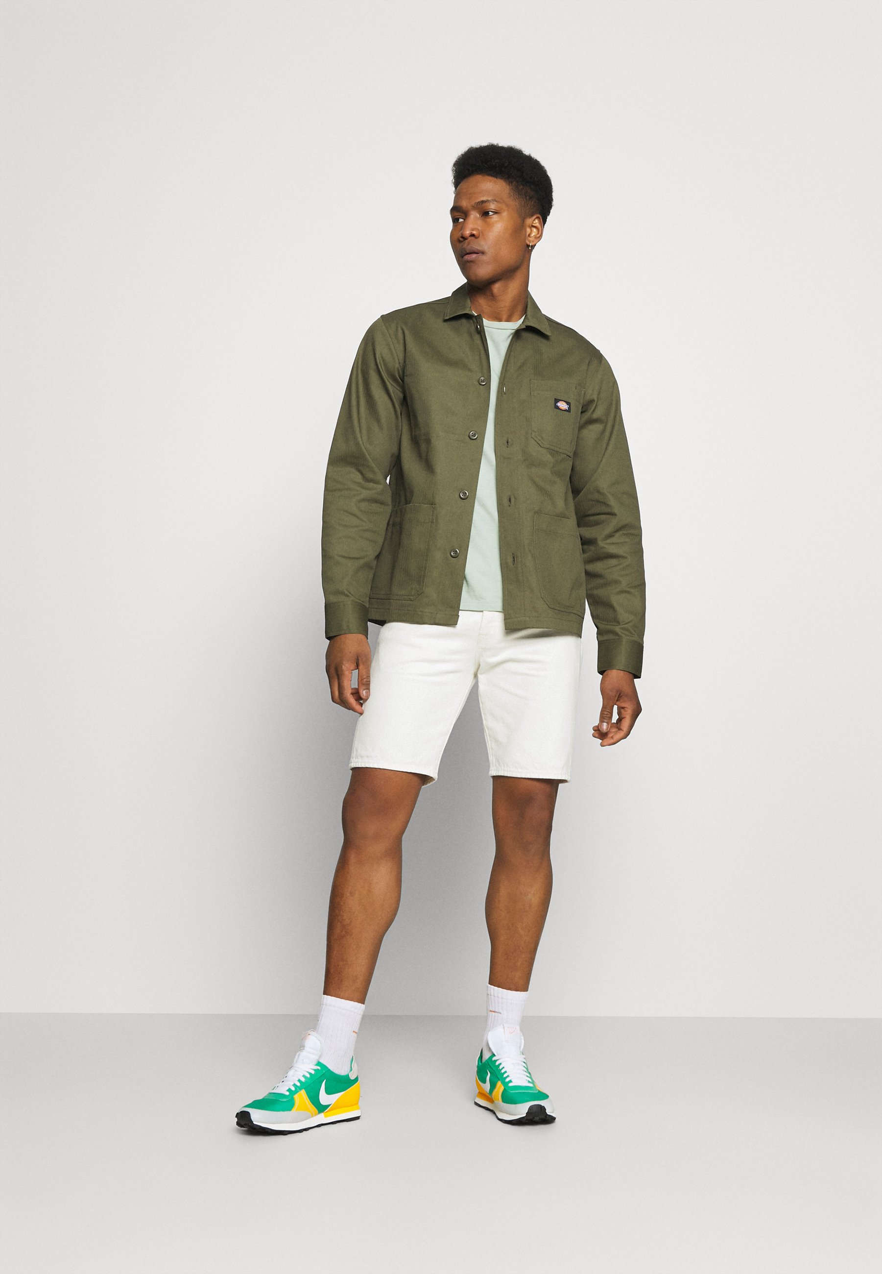 Levi's® 501 HEMMED UNISEX - Denim shorts - marshmallow/white denim