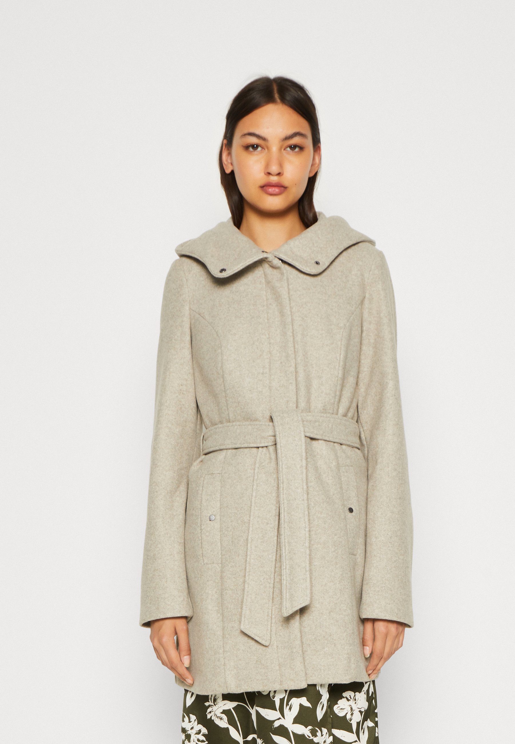 Vero Moda VMPOP LIVA - Short coat - silver mink/beige