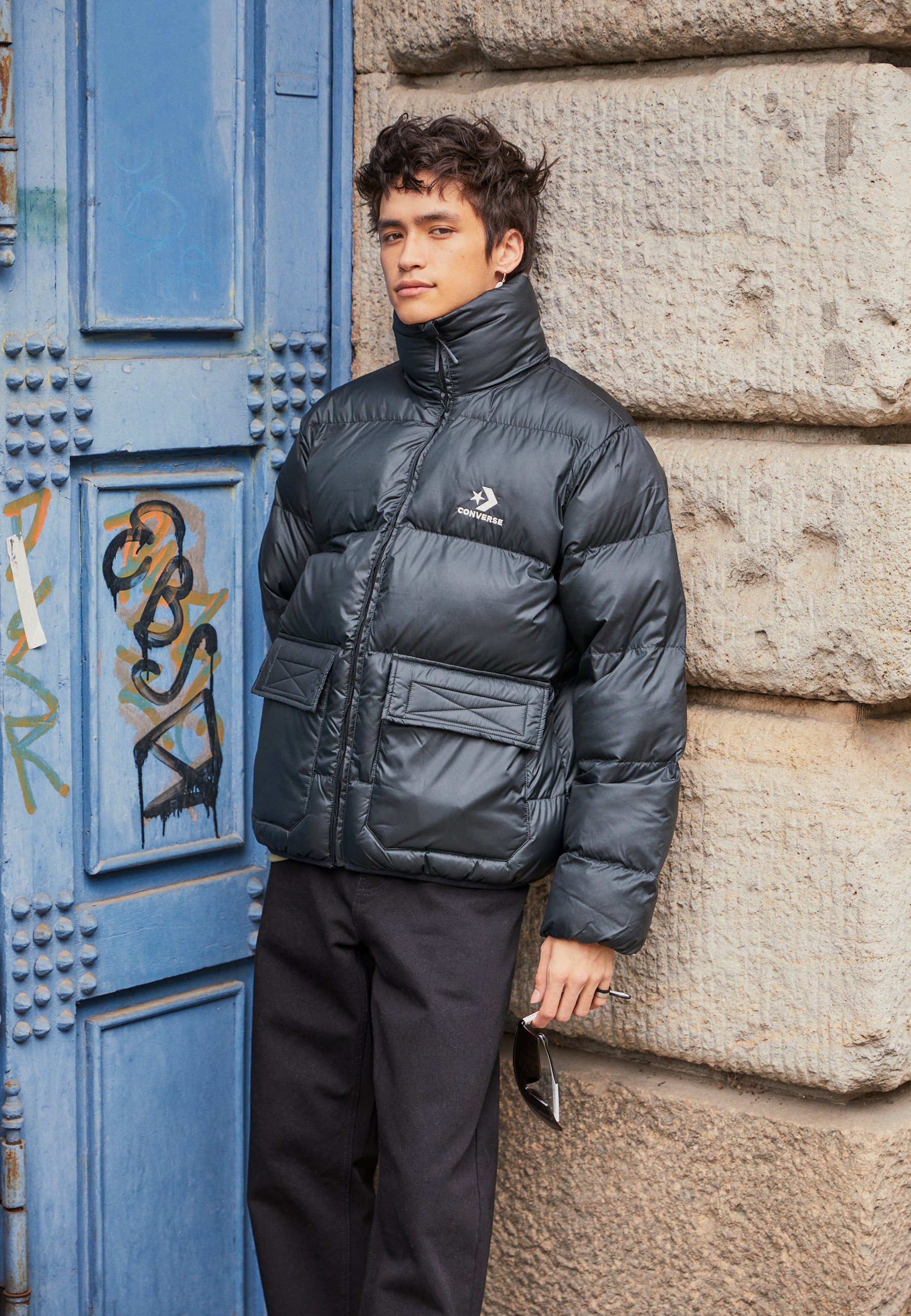Converse PATCH POCKET PUFFER JACKET - Winter jacket - black