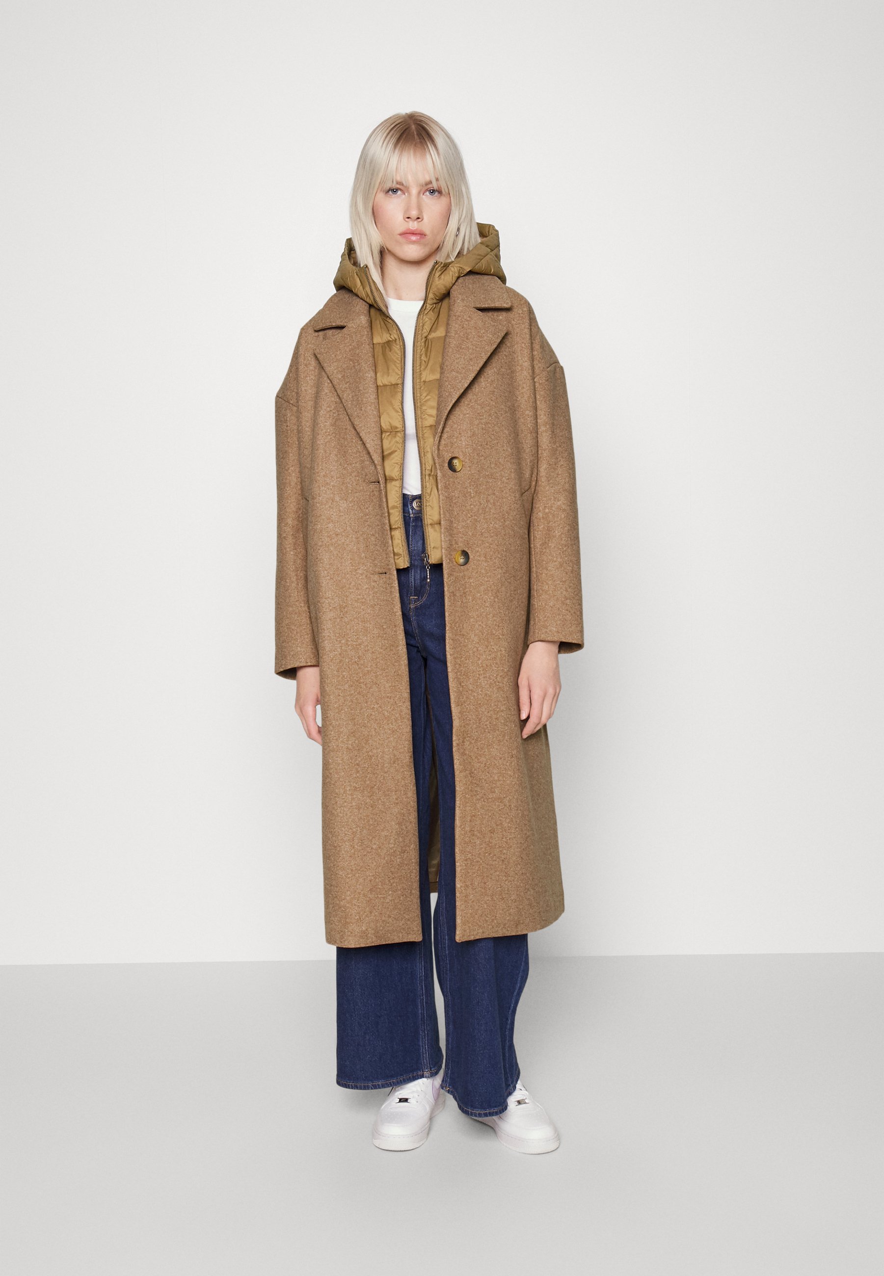 ONLY ONLDAWN LIFE PUFFER 2 IN 1 HOOD COAT - Classic coat - toasted coconut melange/brown
