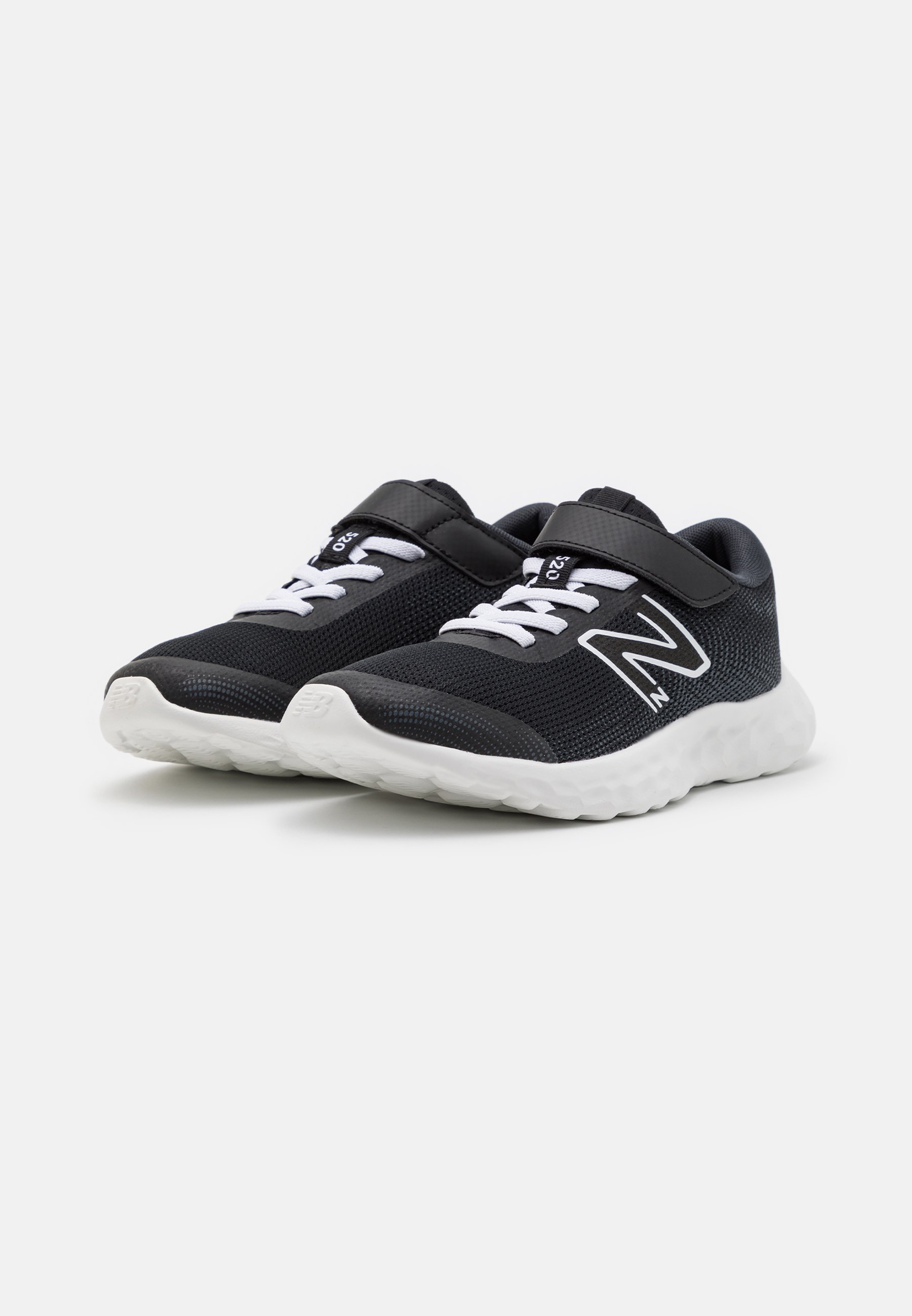 NB 520 UNISEX - Competition running shoes - black