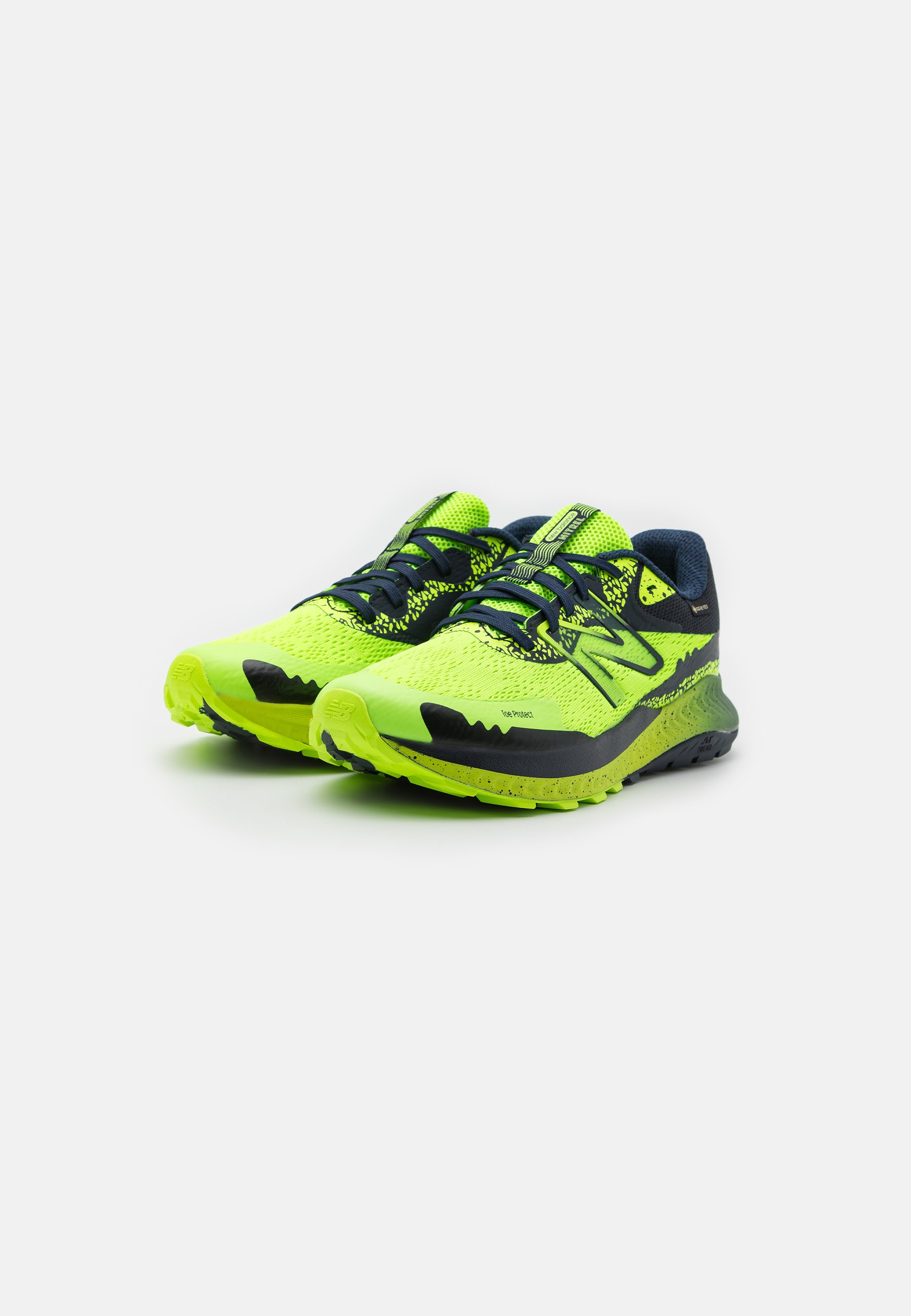 NB DYNASOFT NITREL V5 GTX - Trail running shoes - pixel green/green
