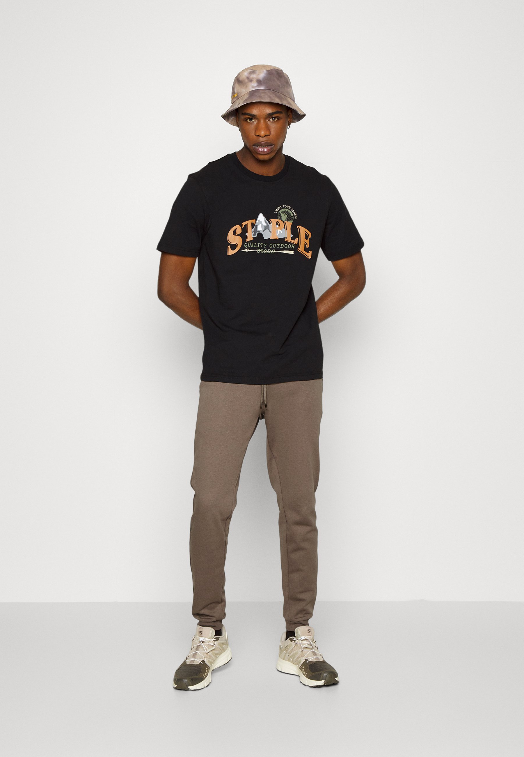 Jack &Jones JPSTWILL JJNEWBASIC  - Tracksuit bottoms - brown