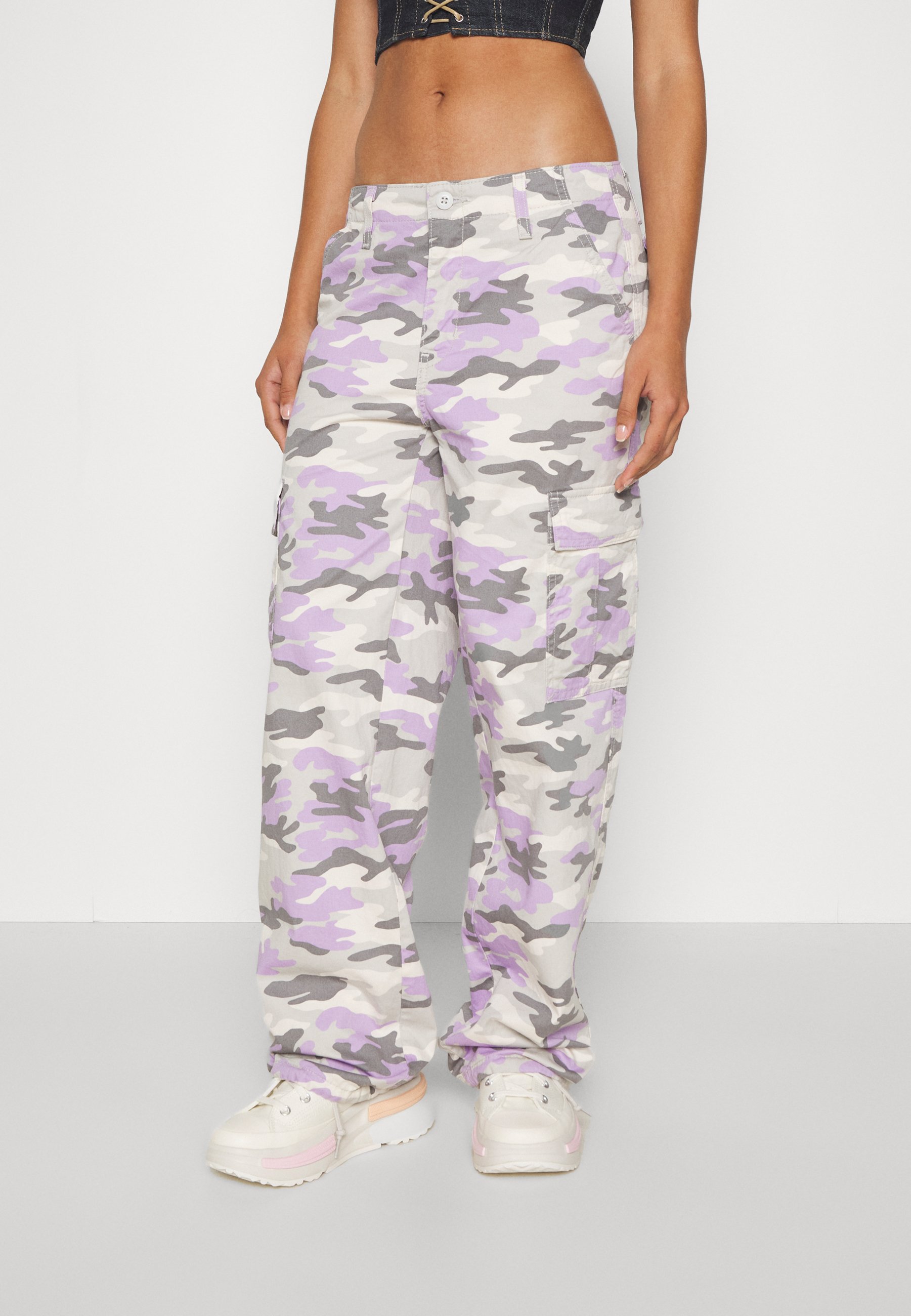 Levi's® BAGGY - Cargo trousers - lunar rock emily cam/multi-coloured