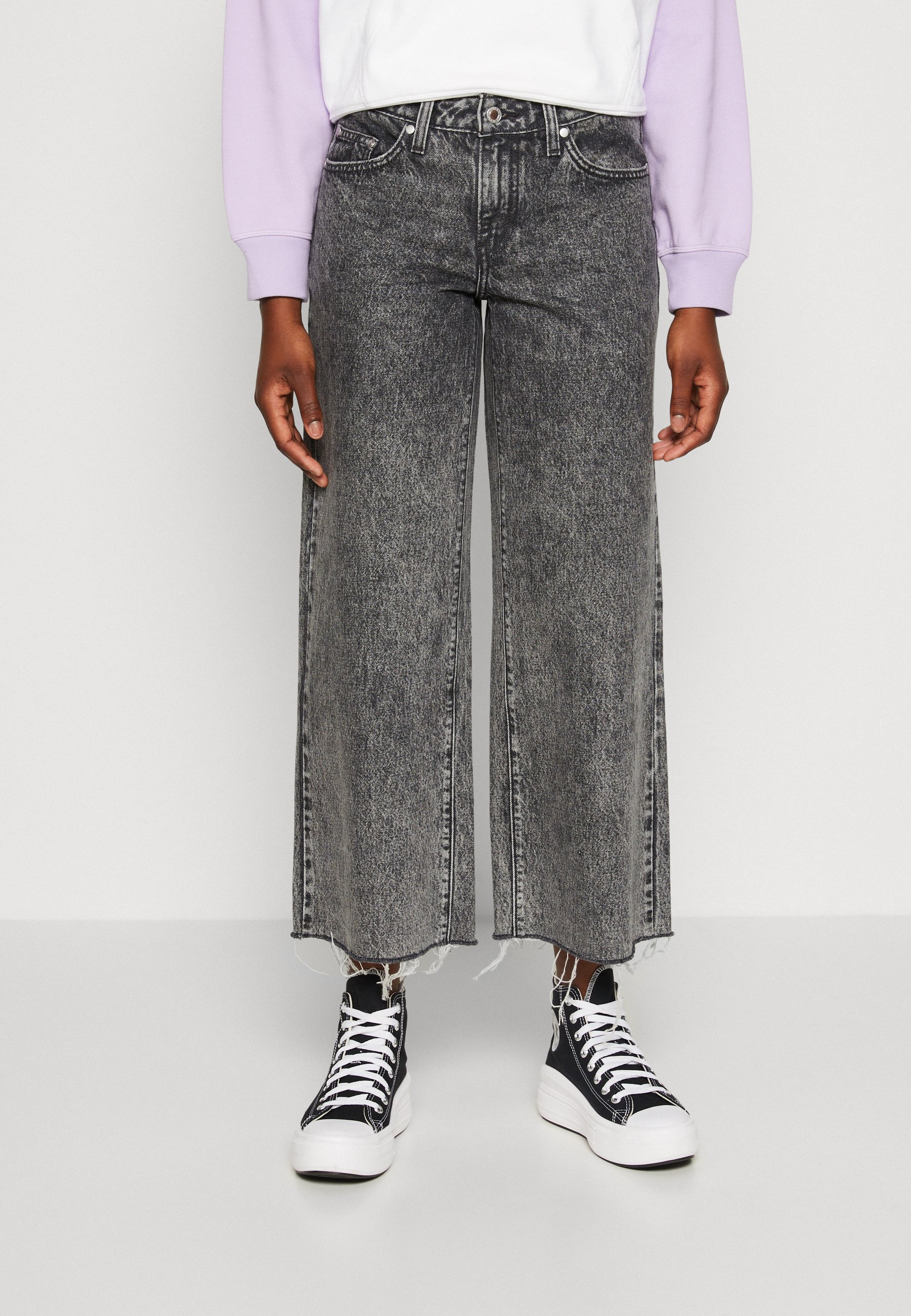 Levi's® SILVERTAB LOW BAGGY CROP - Relaxed fit jeans - midnight pretender/mottled dark grey