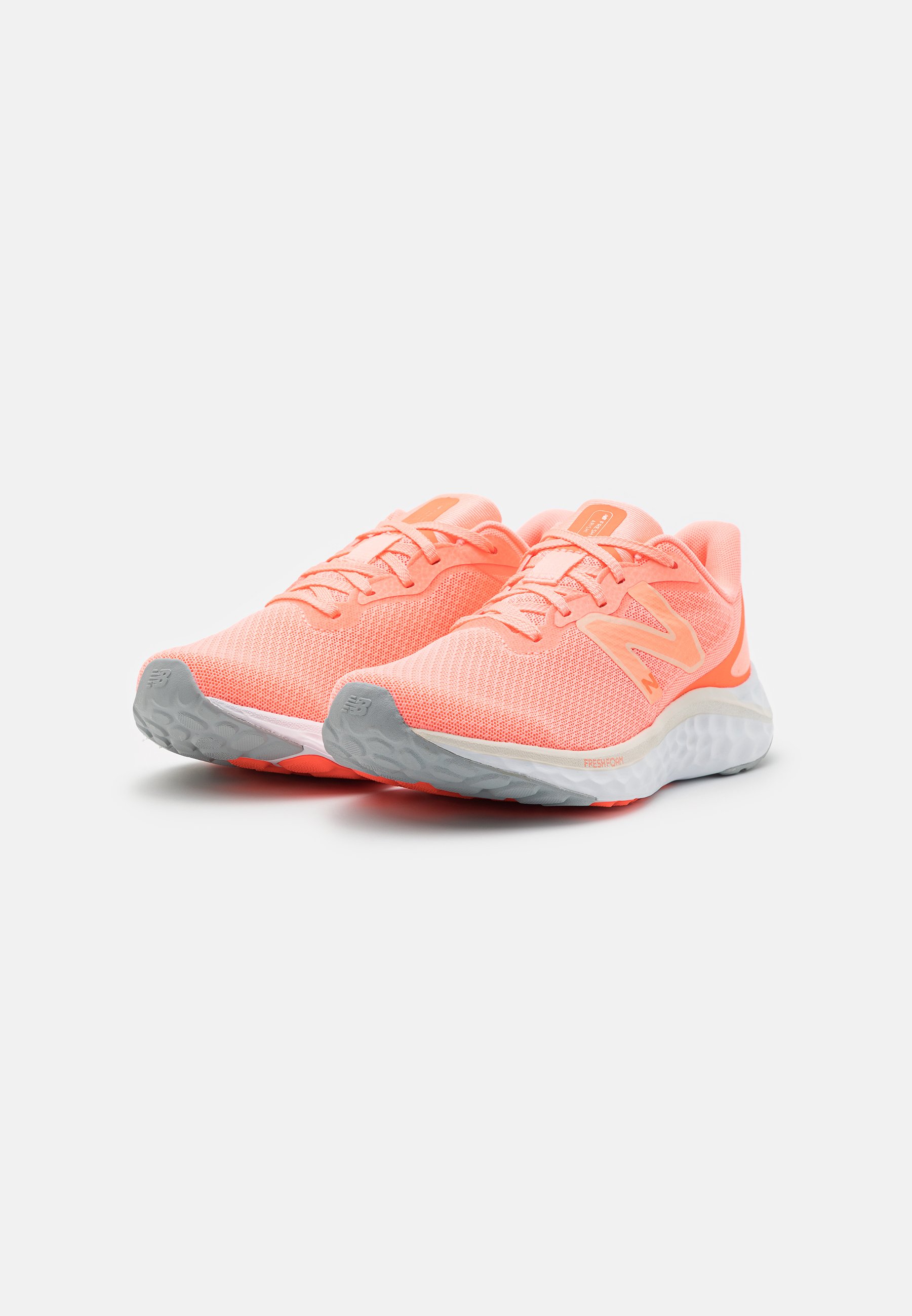 NB FRESH FOAM ARISHI V4 - Neutral running shoes - orange