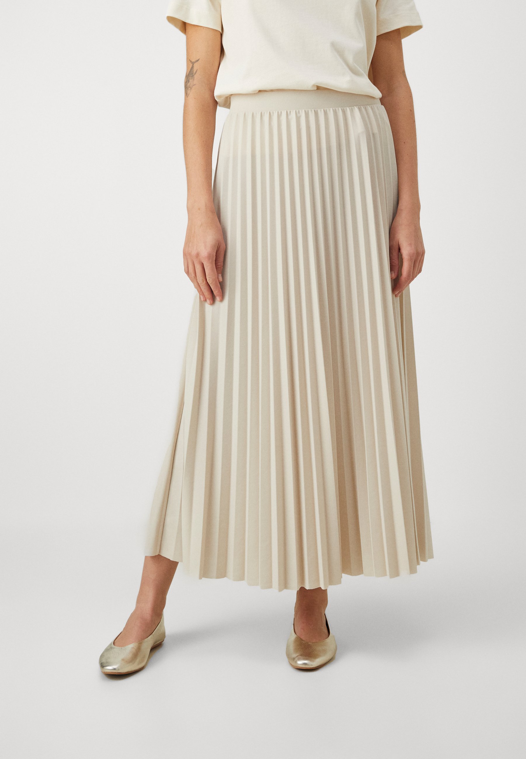 ONLY ONLNEWMELISA PLISSE SKIRT - Pleated skirt - pumice stone/beige