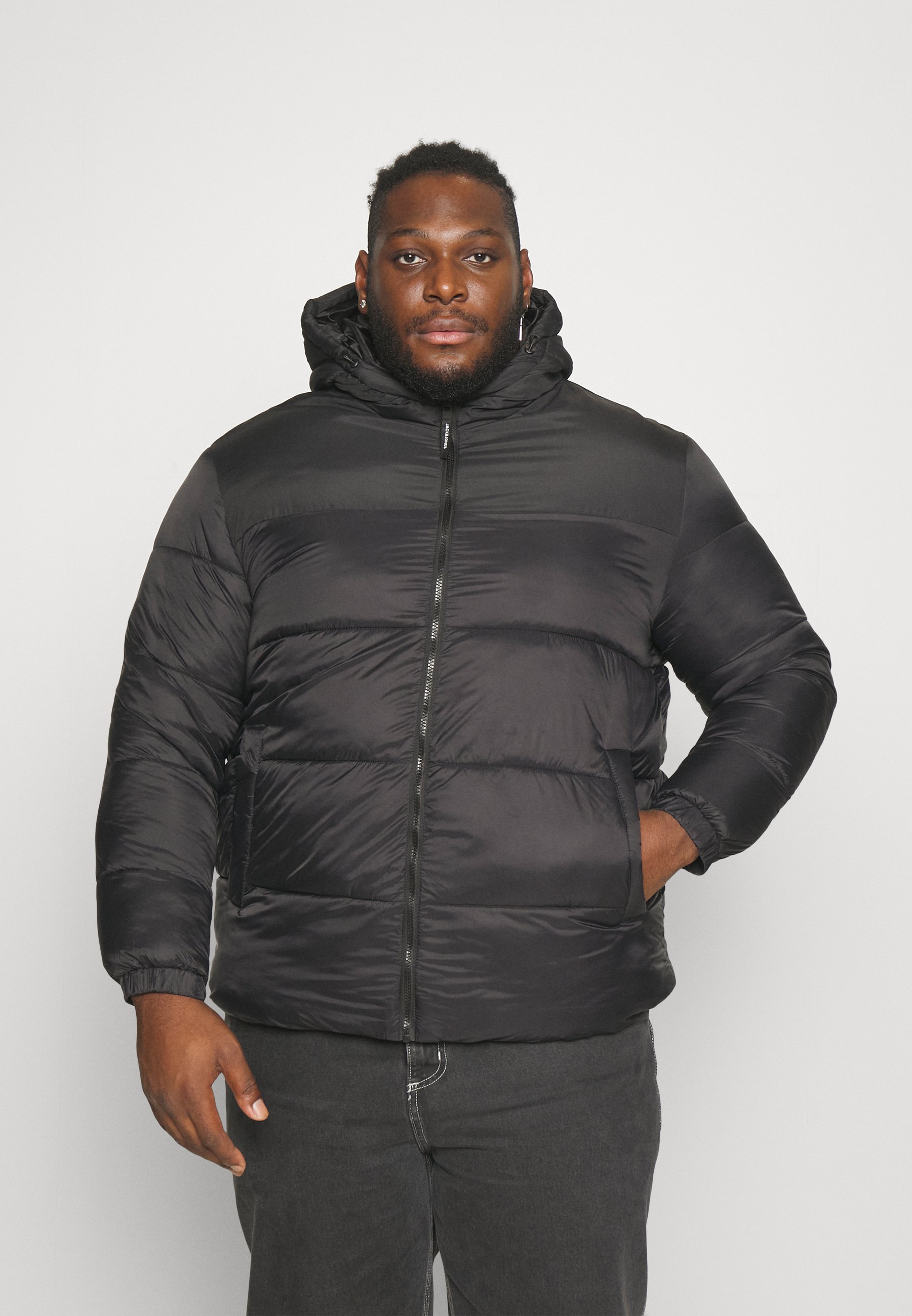 Jack &Jones JJETOBY PUFFER HOOD - Winter jacket - black/black