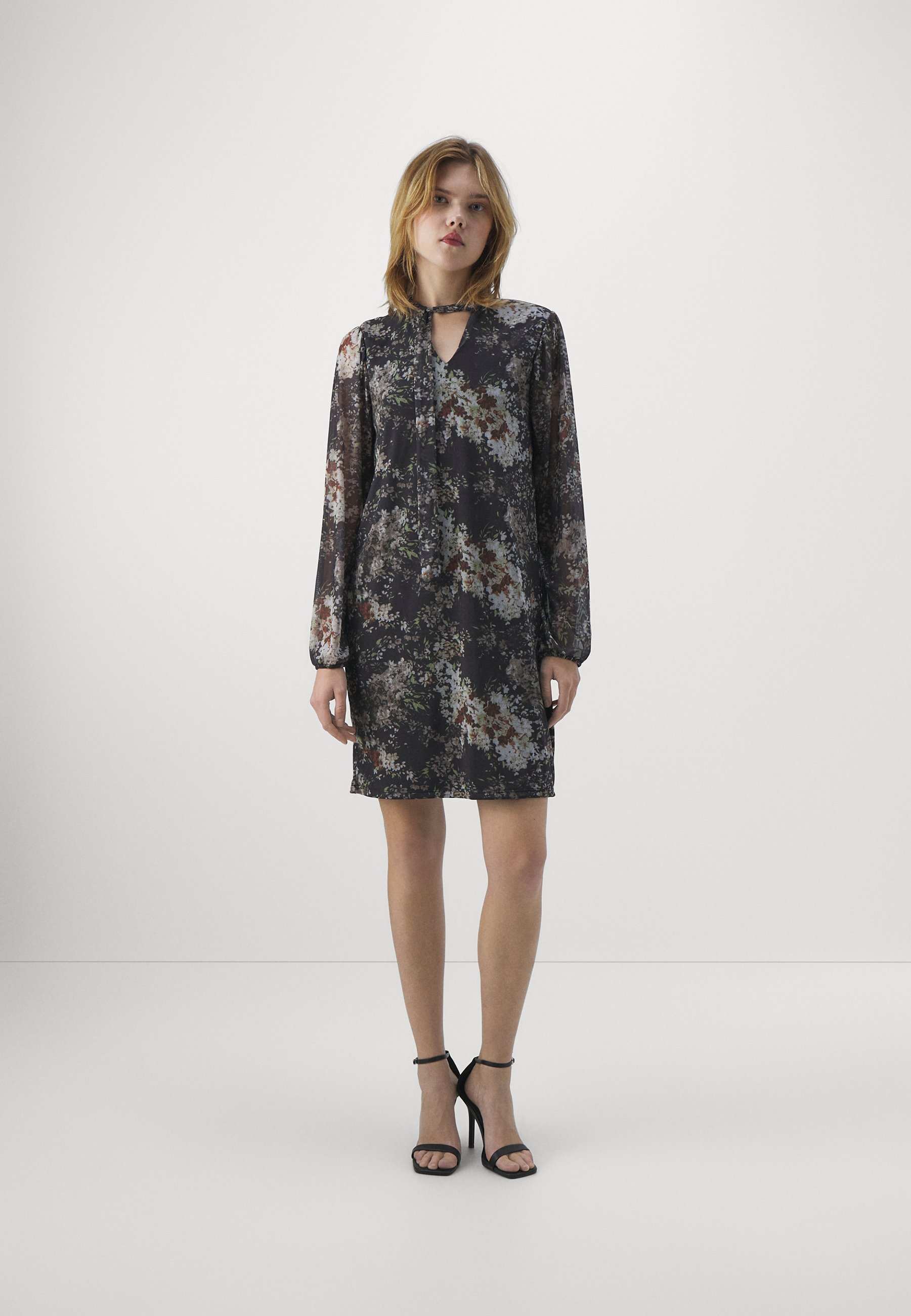 Vero Moda VMMIA BOW DRESS - Day dress - black