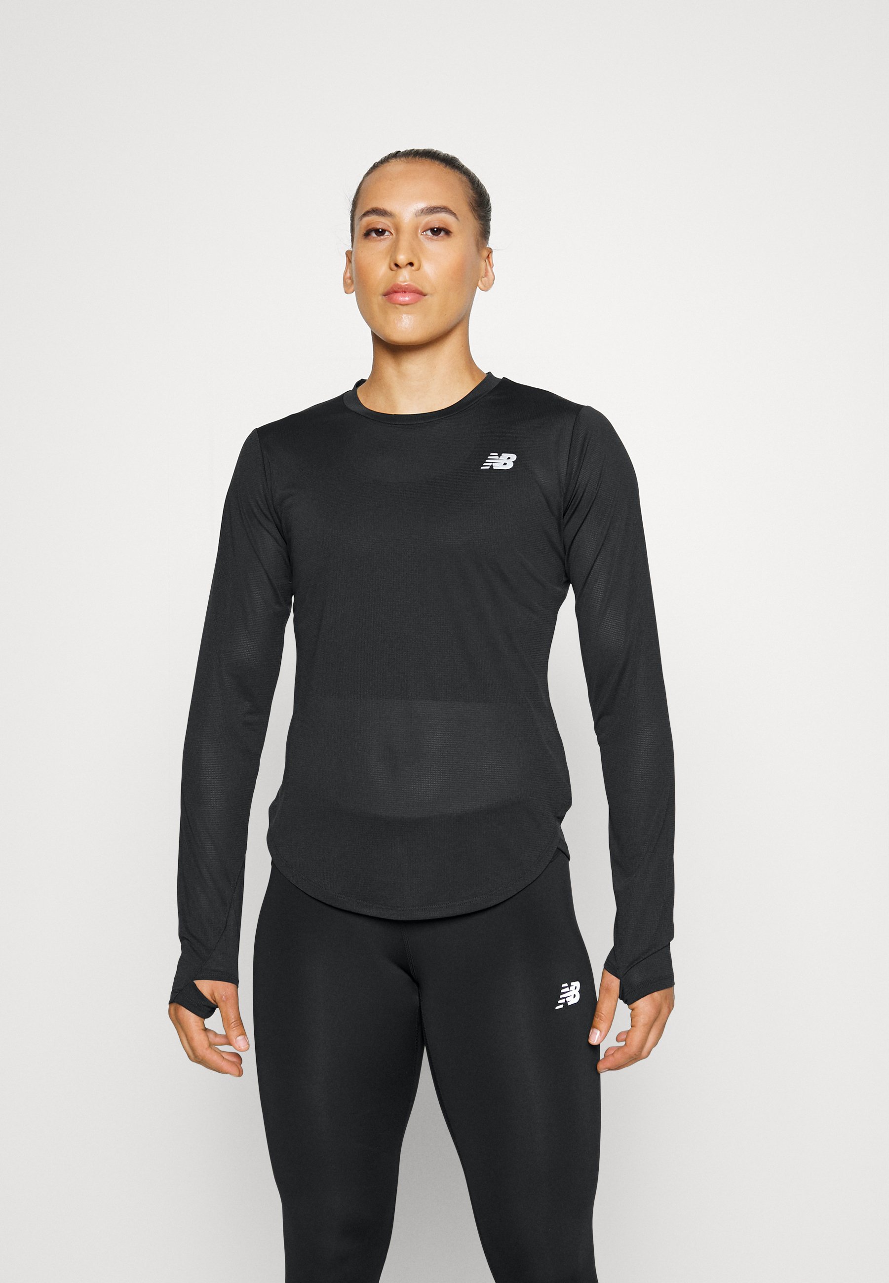 NB ACCELERATE LONG SLEEVE - Long sleeved top - black
