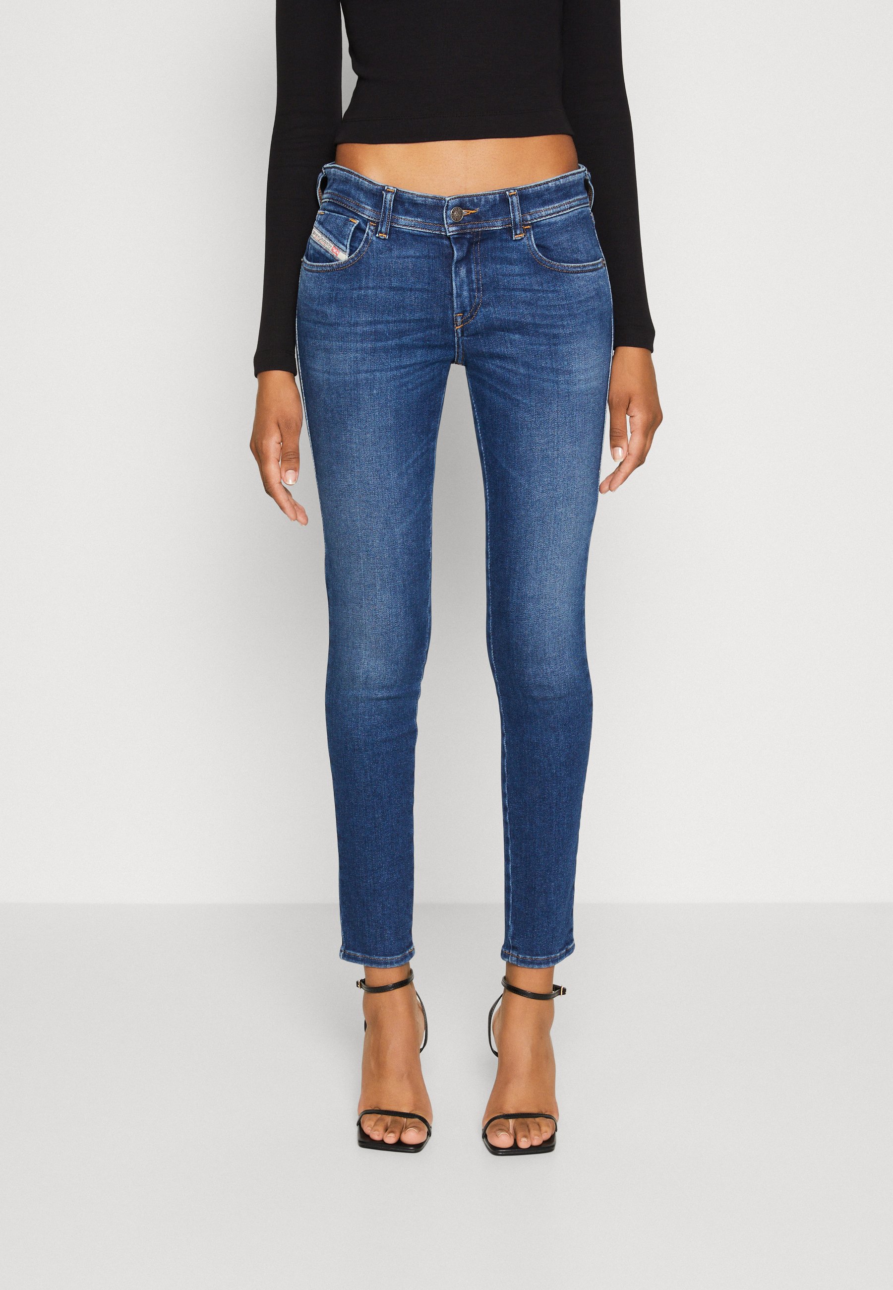 Diesel 2018 SLANDY-LOW - Jeans Skinny Fit - denim/blue denim