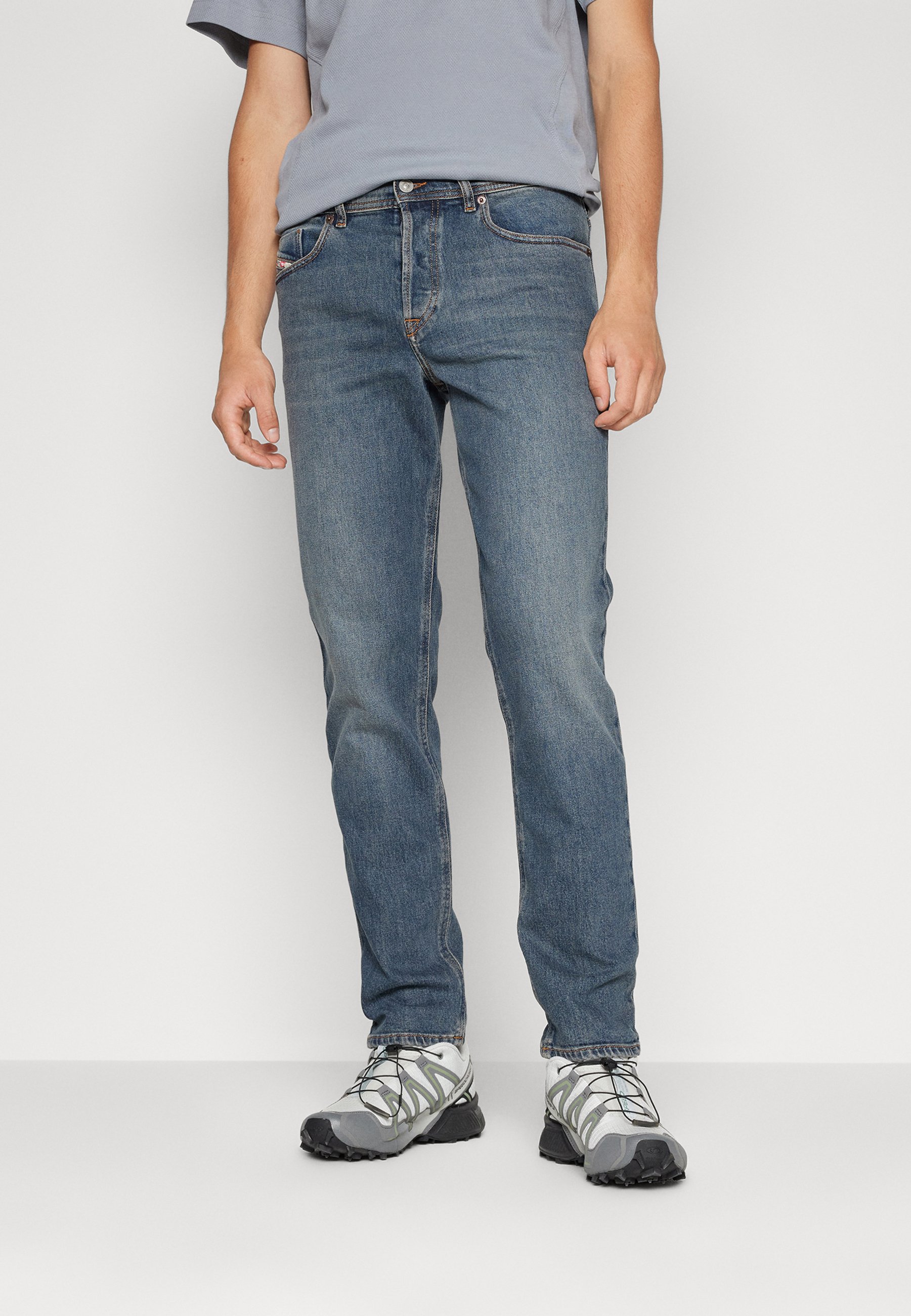 Diesel FINITIVE - Straight leg jeans - 09f7401/blue denim