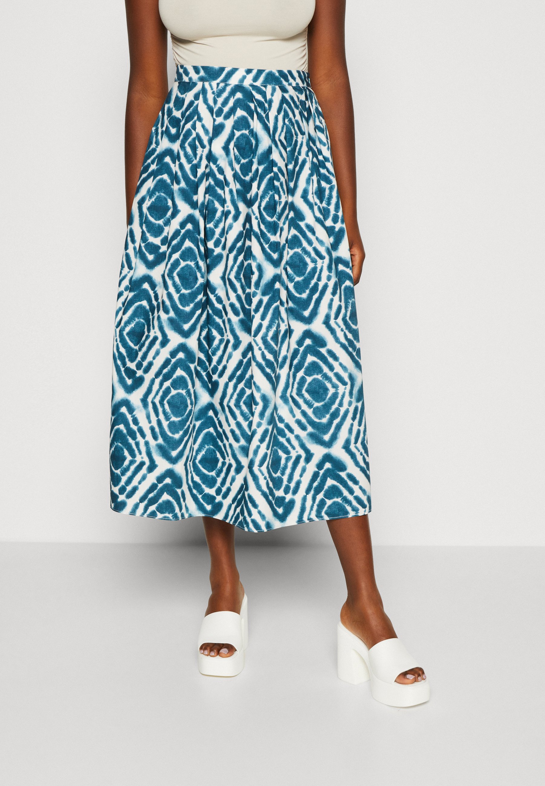 Scotch & Soda PRINTED SKIRT WITH PLEATS - Pleated skirt - bottle green/turquoise