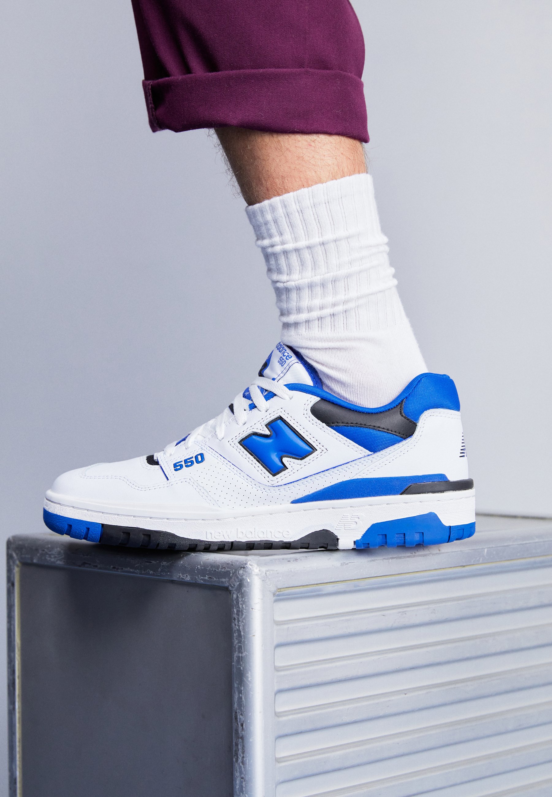 NB 550 UNISEX - Trainers - white/royal/white