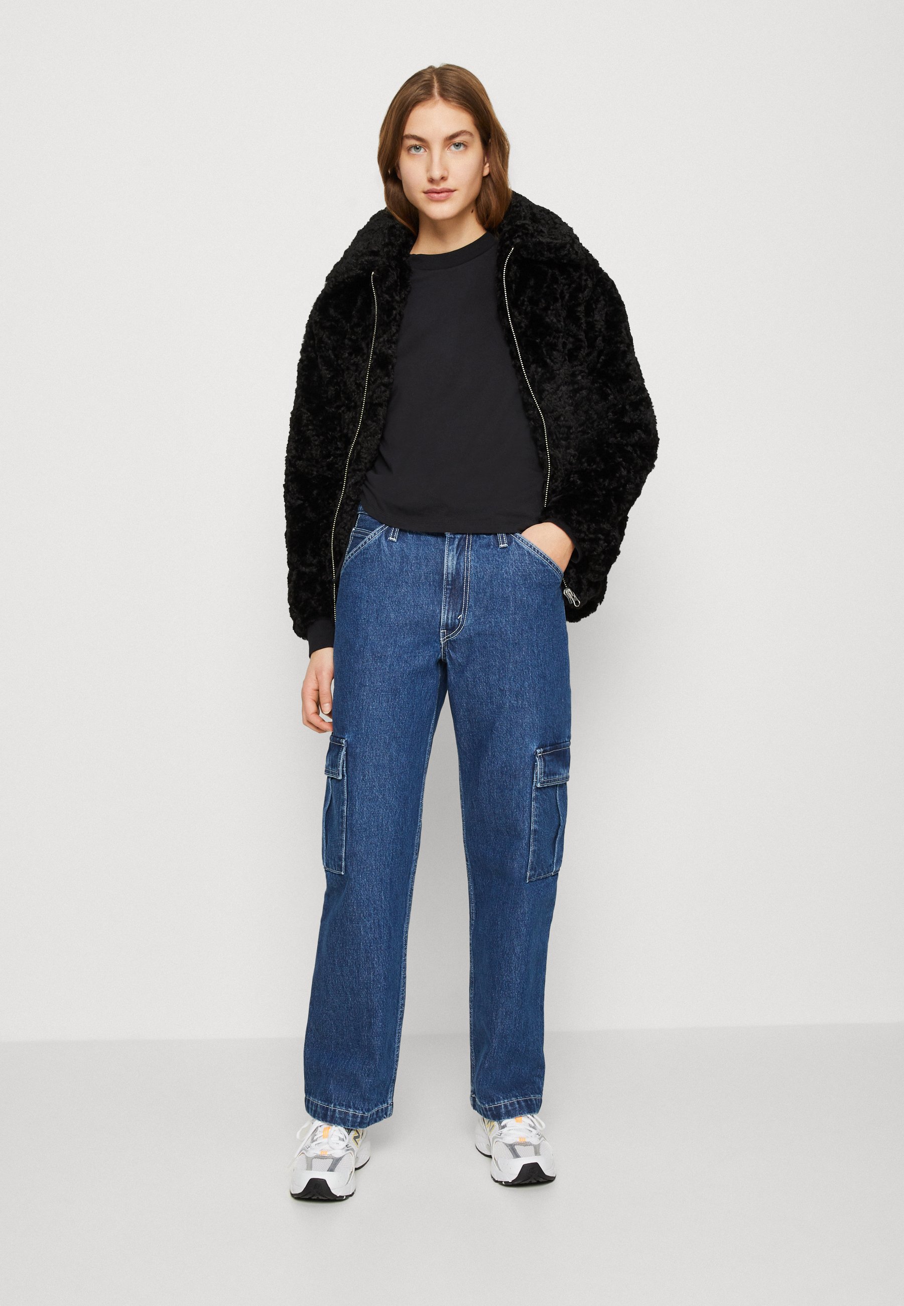 Levi's® GRAPHIC CINCHED TEE - Long sleeved top - time for growth/caviar/black