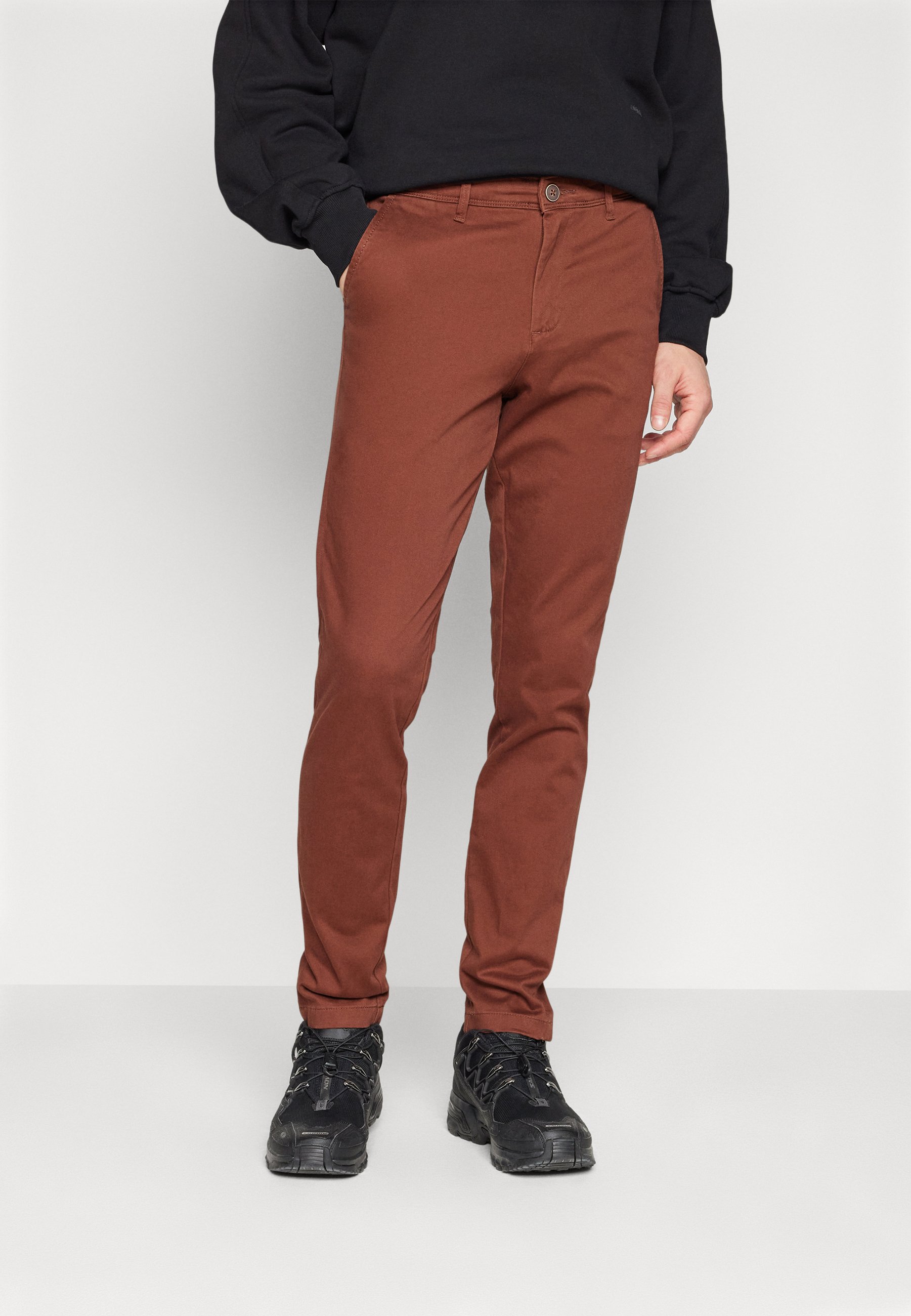 Jack &Jones JPSTMARCO JJBOWIE - Trousers - chocolate fondant/mottled dark brown